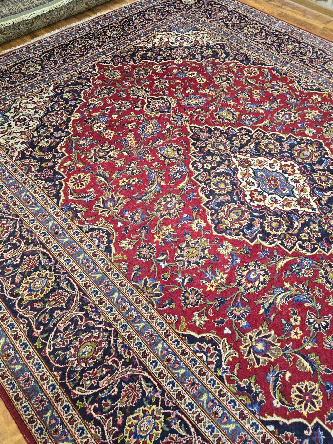 Dywan Keshan 250x360 cm, czerwony, wełna, Iran, początek XX w. - 396398