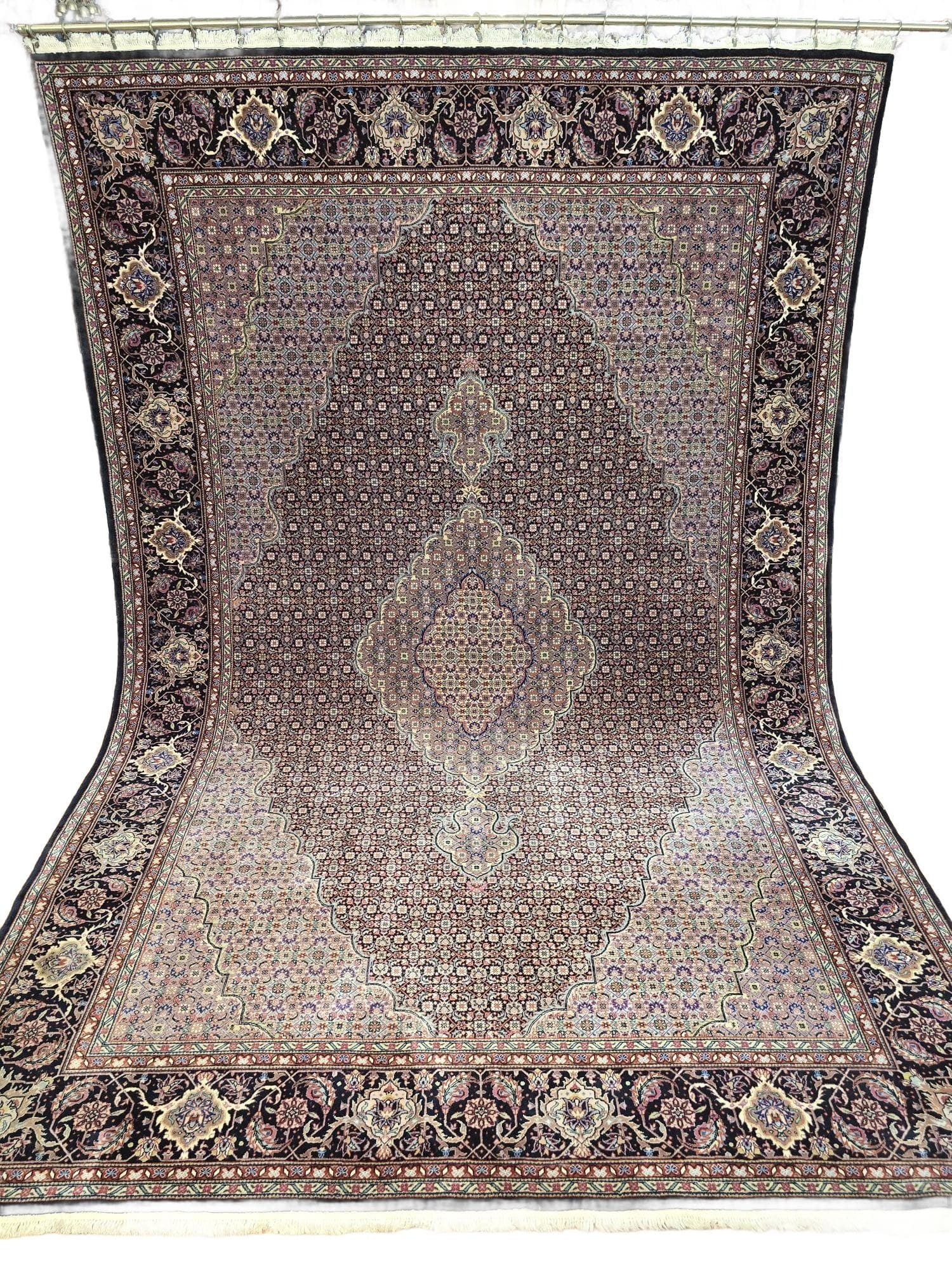 Dywan Tabriz 200x300, czarny czerwony różowy niebieski biały zielony złoty fioletowy, wełna, Iran, początek XX w.