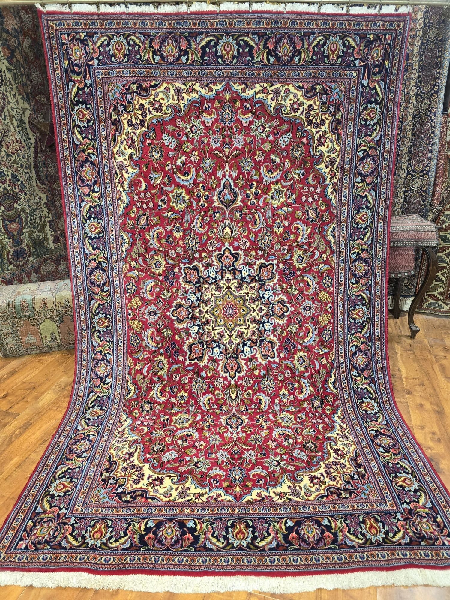 Dywan Qom, 255x155 cm, czerwony, niebieski, biały, złoty, zielony, różowy, beżowy, wełna, Iran - 396570