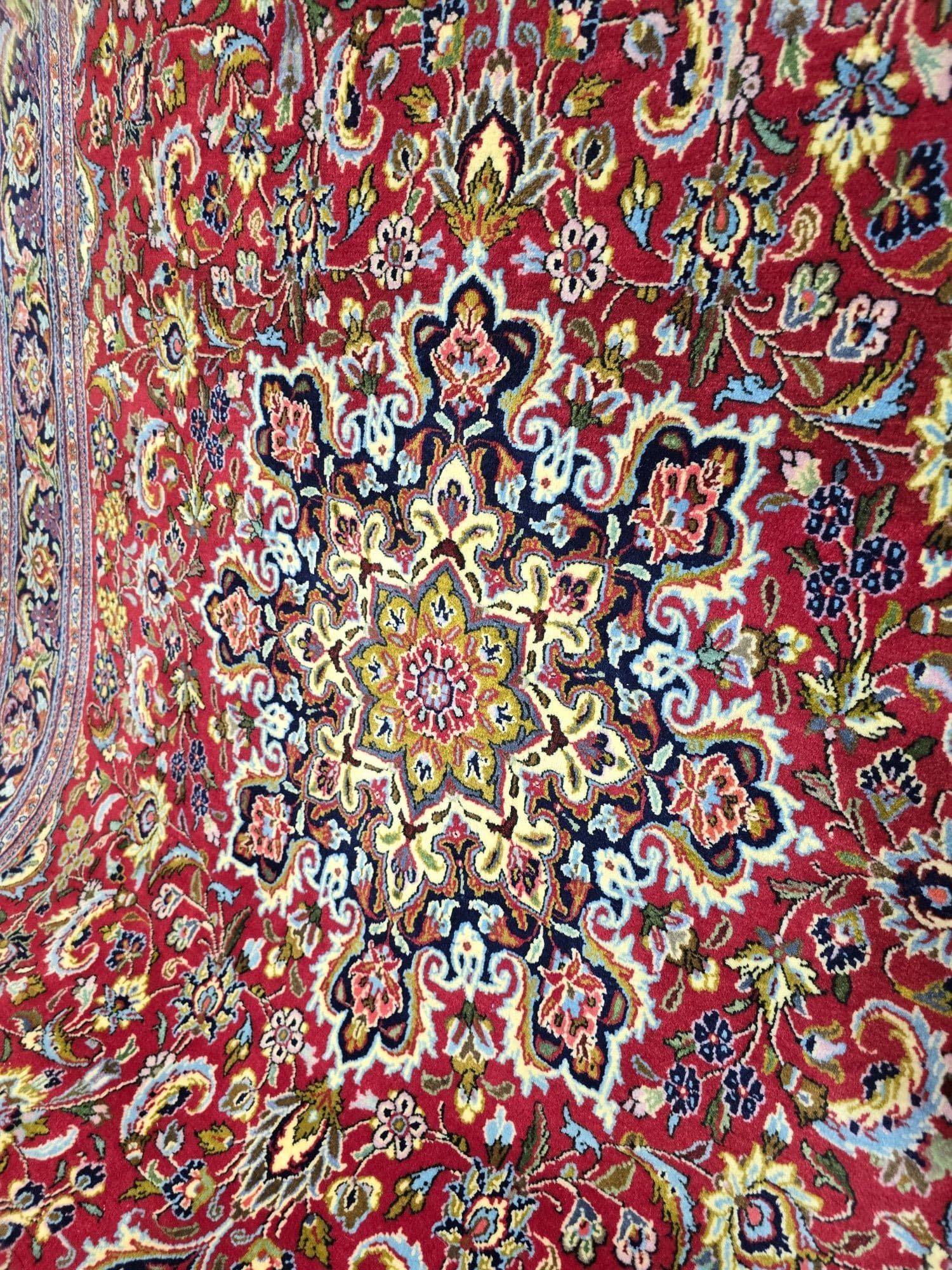 Dywan Qom, 255x155 cm, czerwony, niebieski, biały, złoty, zielony, różowy, beżowy, wełna, Iran - 396567