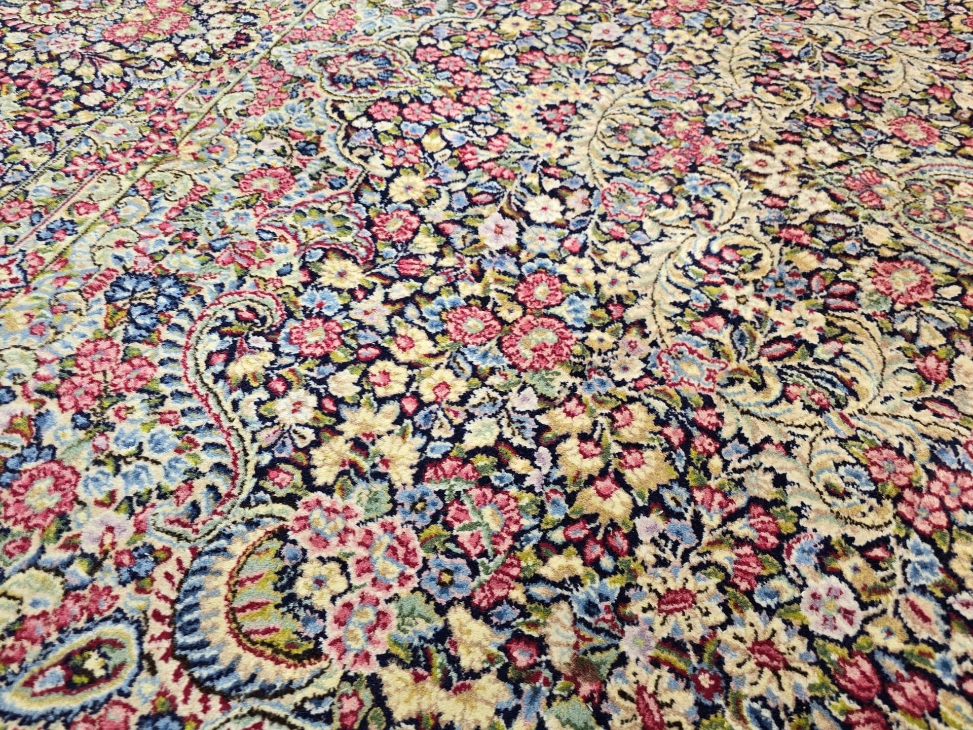 Dywan Kerman Laver, 385x295 cm, różowy czerwony niebieski beżowy zielony, wełna, Iran, XIX w. - 396776