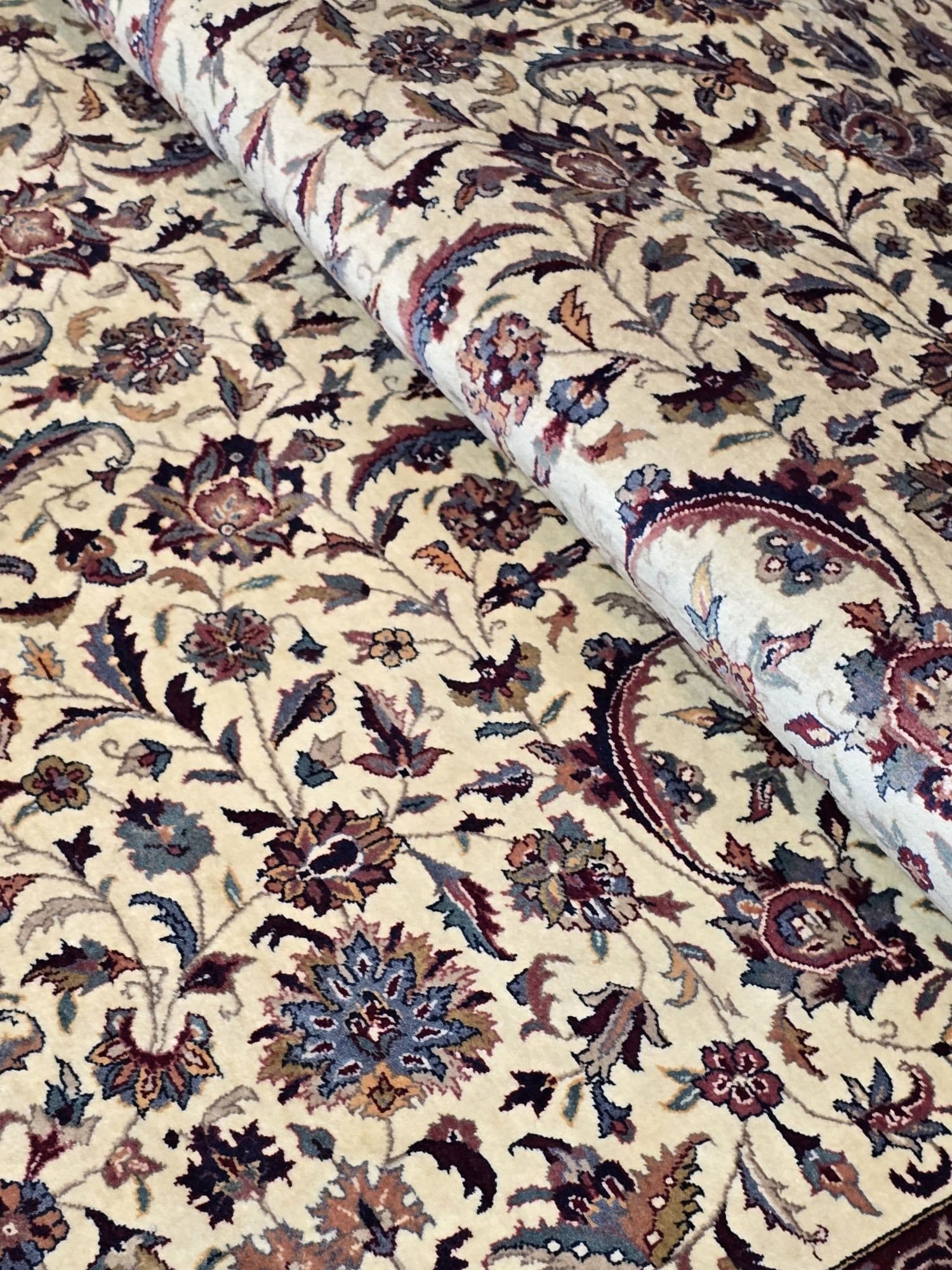 Dywan Isfahan 200x300 cm, biały beżowy niebieski czerwony złoty brązowy, wełna, Iran, początek XX w. - 396852