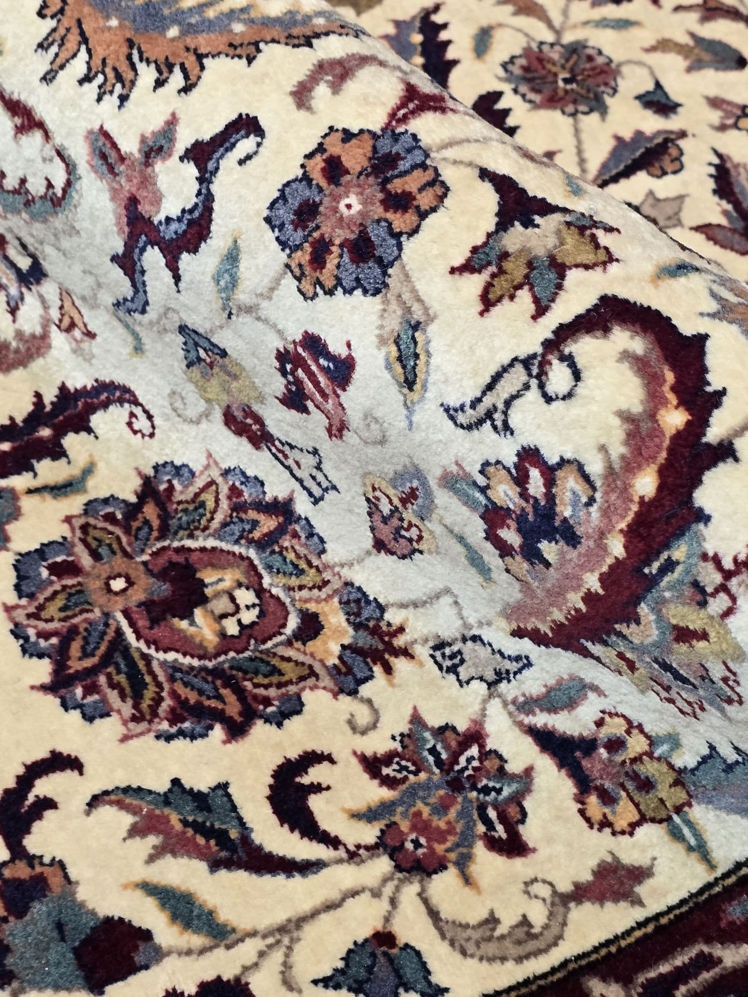 Dywan Isfahan 200x300 cm, biały beżowy niebieski czerwony złoty brązowy, wełna, Iran, początek XX w. - 396848
