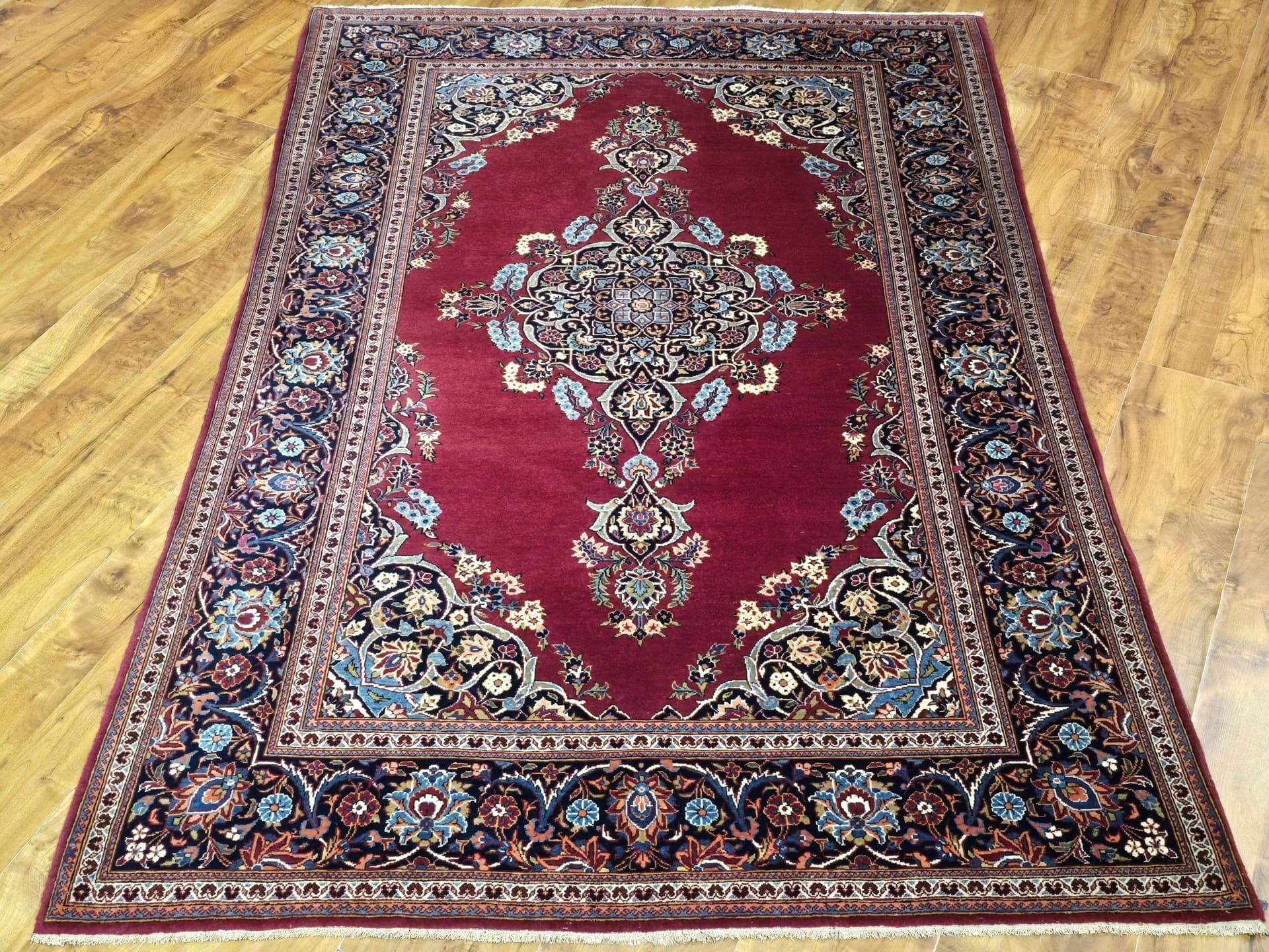 Dywan Keshan Shah Abbasi 205x135 cm, czerwony, wełna, Iran, XIX w. - 396906