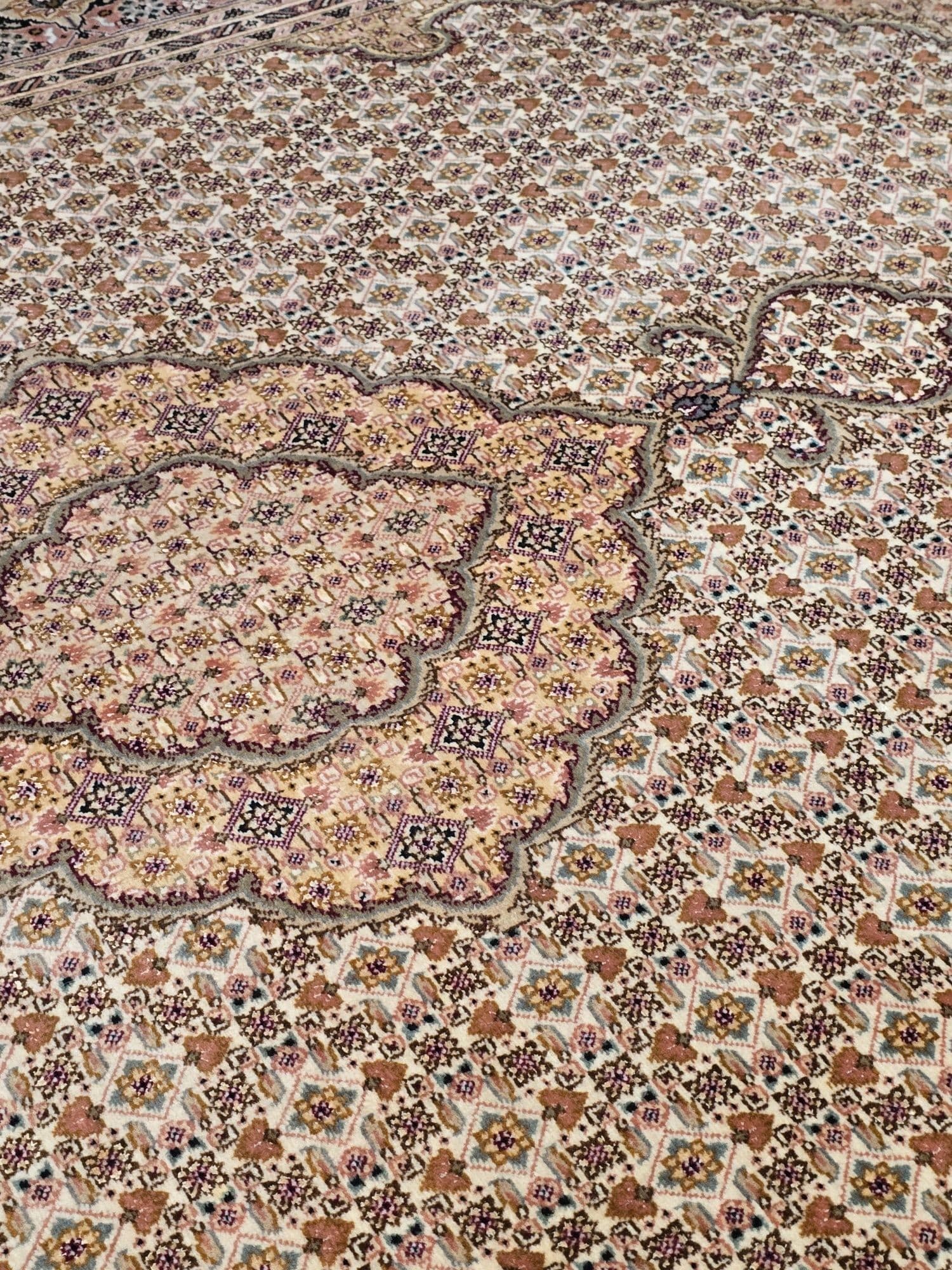 Dywan Tabriz 50 Raj Mahi, beżowy różowy brązowy szary niebieski, wełna, Iran, 155x210 cm - 396975