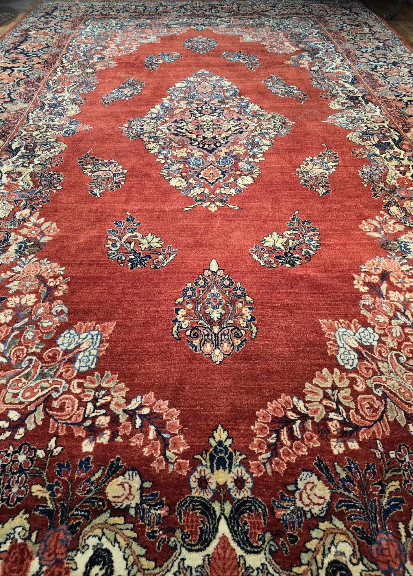 Dywan perski Sarough Mahal 535x315 cm, czerwony niebieski biały żółty zielony różowy, wełna, Iran, lata 30. - 397036