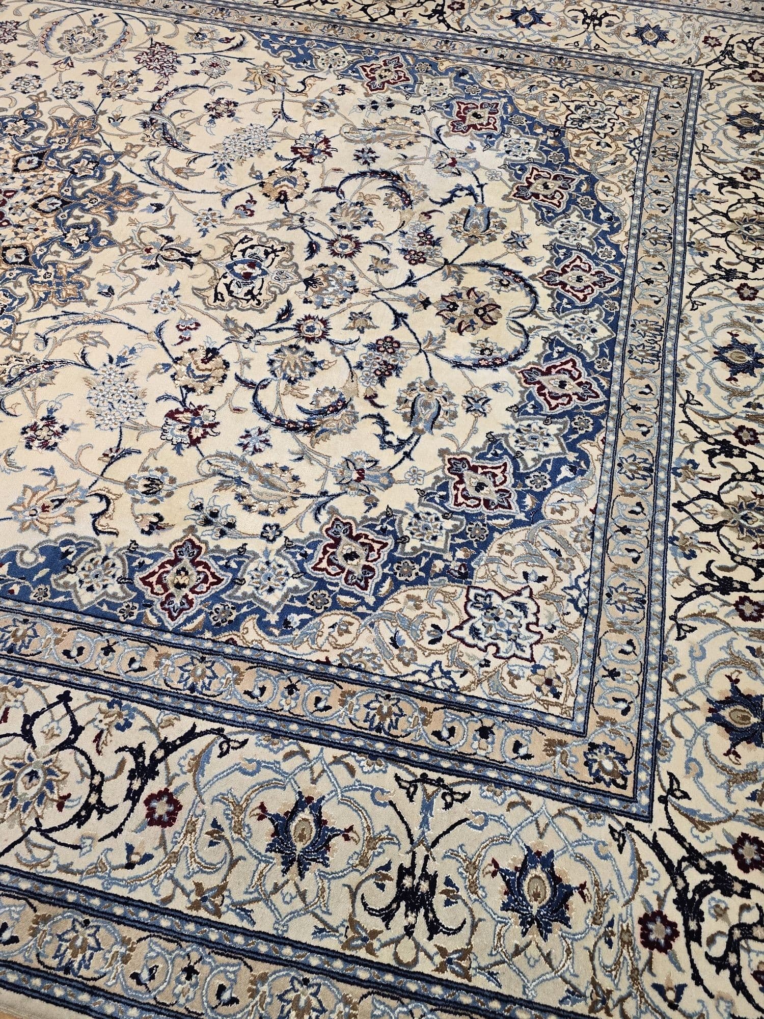 Dywan Nain 9 la, 260x370 cm, beżowy niebieski szary czerwony, wełna jedwab, Iran, początek XX w. - 397044