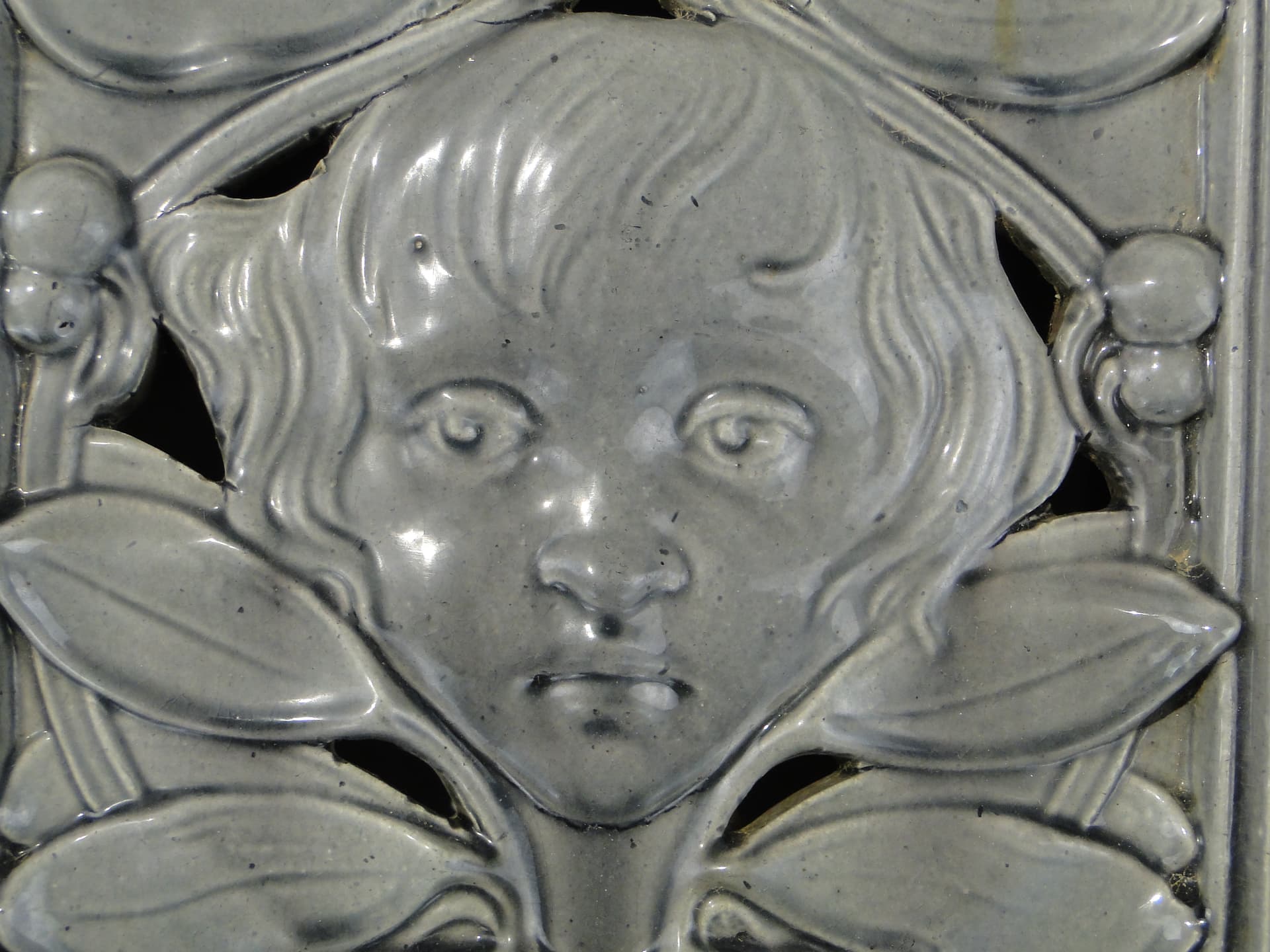 Art Nouveau Ventilation Tile, dove grey, ceramic, Europe, c. 1900 - 397153