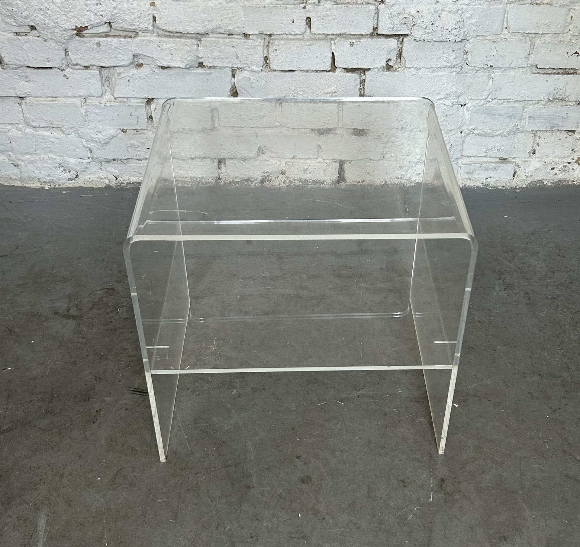 Side Table, Clear Acrylic, 1980s - 397301