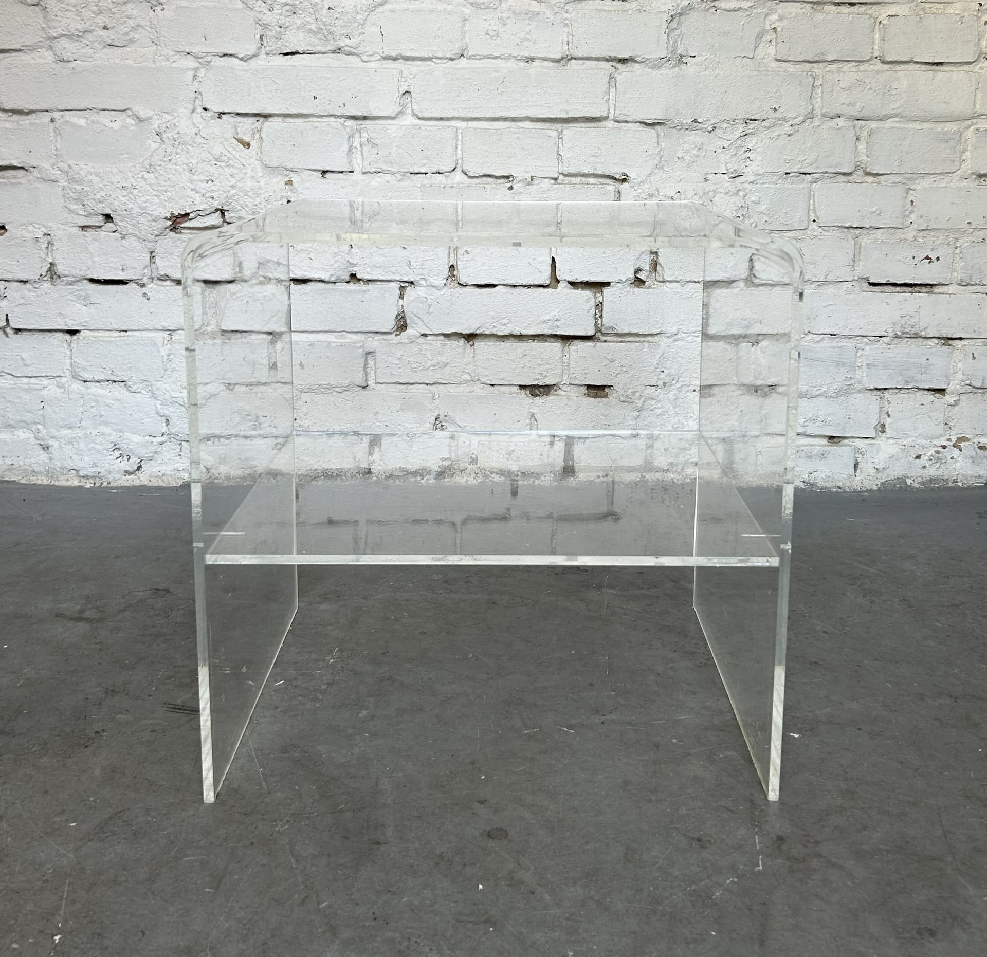 Side Table, Clear Acrylic, 1980s - 397303