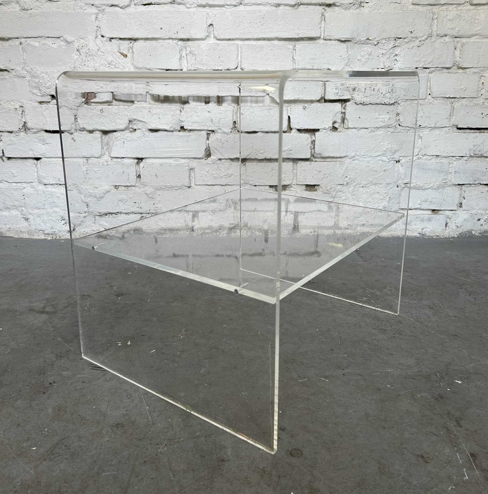 Side Table, Clear Acrylic, 1980s - 397305