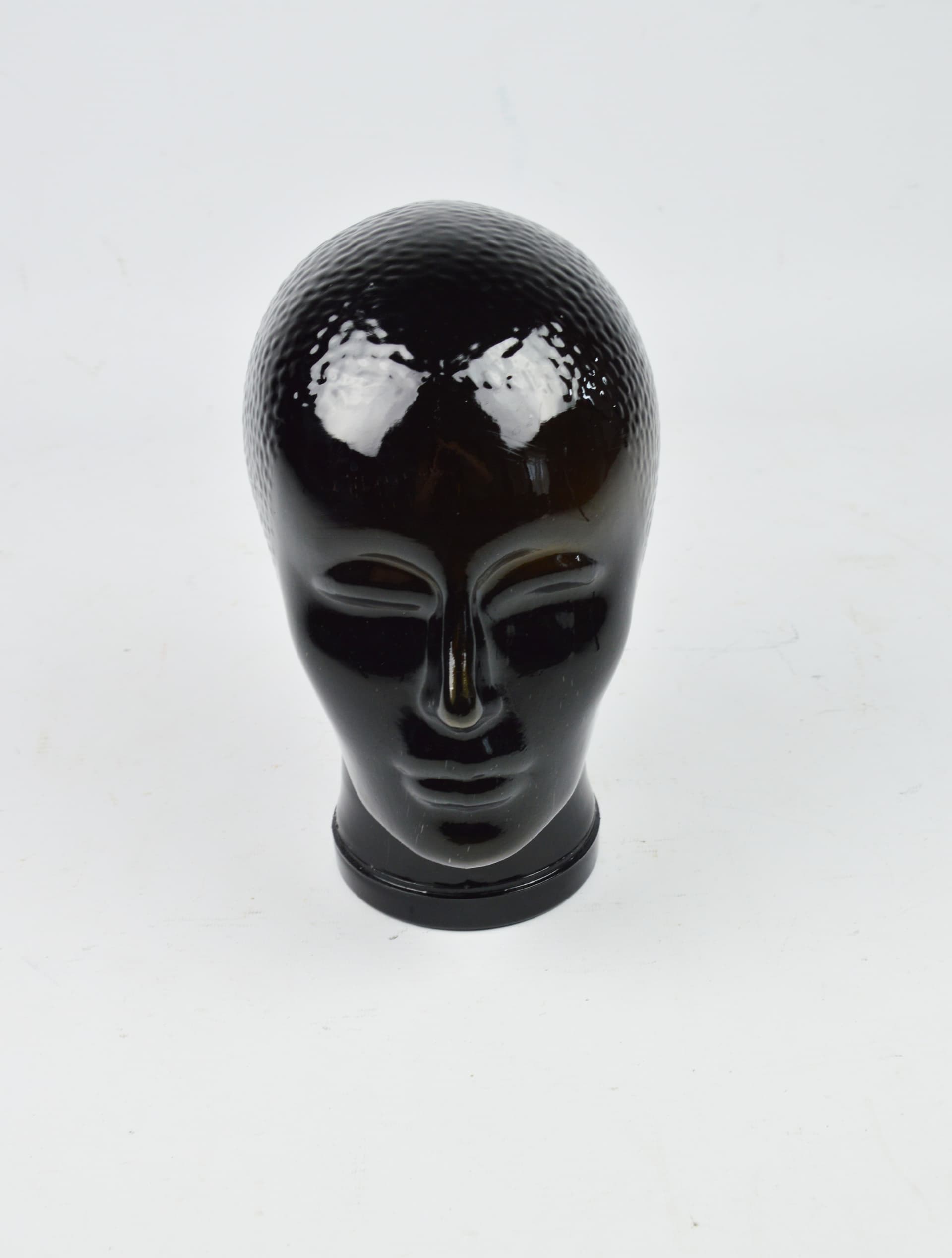Decorative head, brown glass, 1970s. - 397494