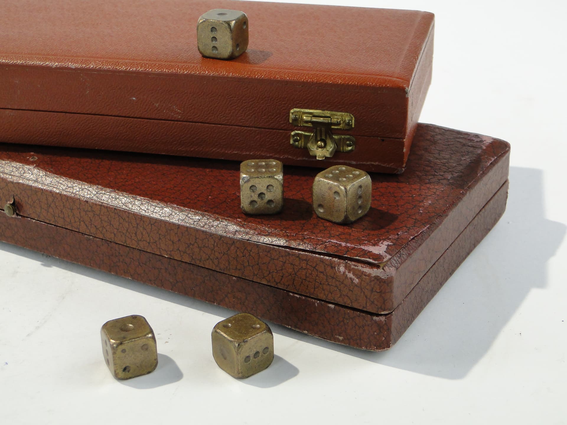 Set of Five Dice, bronze, 1920s - 397560