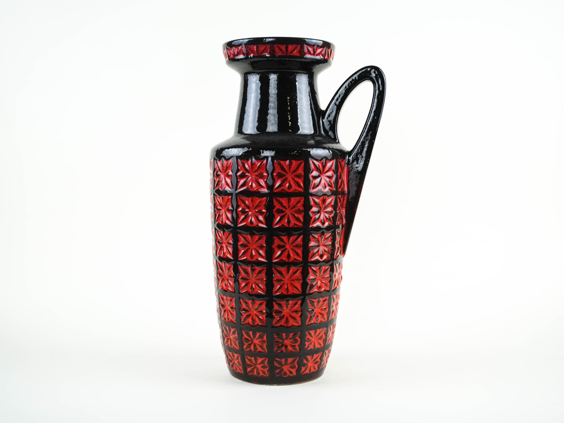 Vase West Germany, black red, ceramic, Germany, 1970s. - 397817