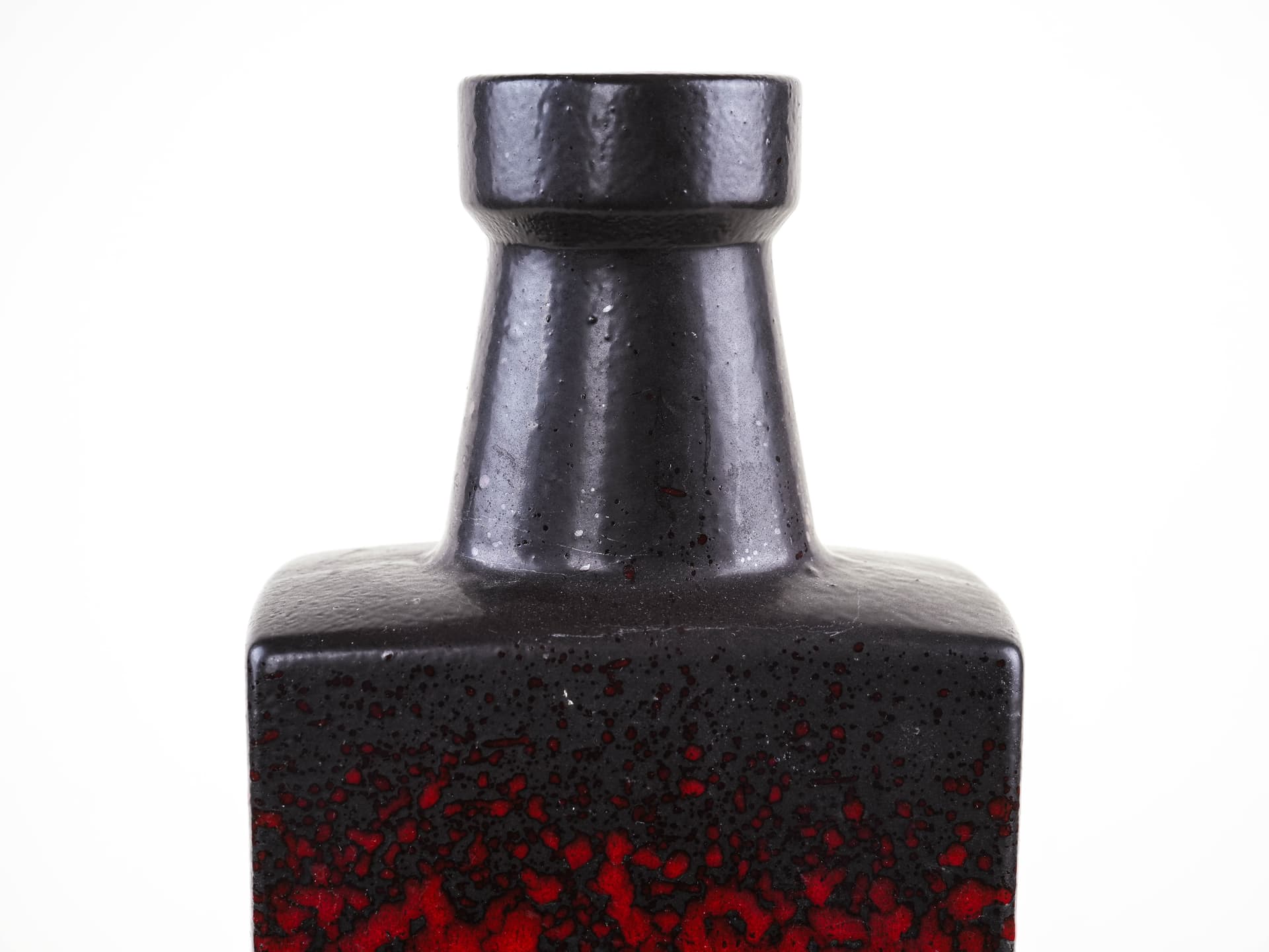Vase West Germany, red, ceramic, Germany, 1970s. - 397832