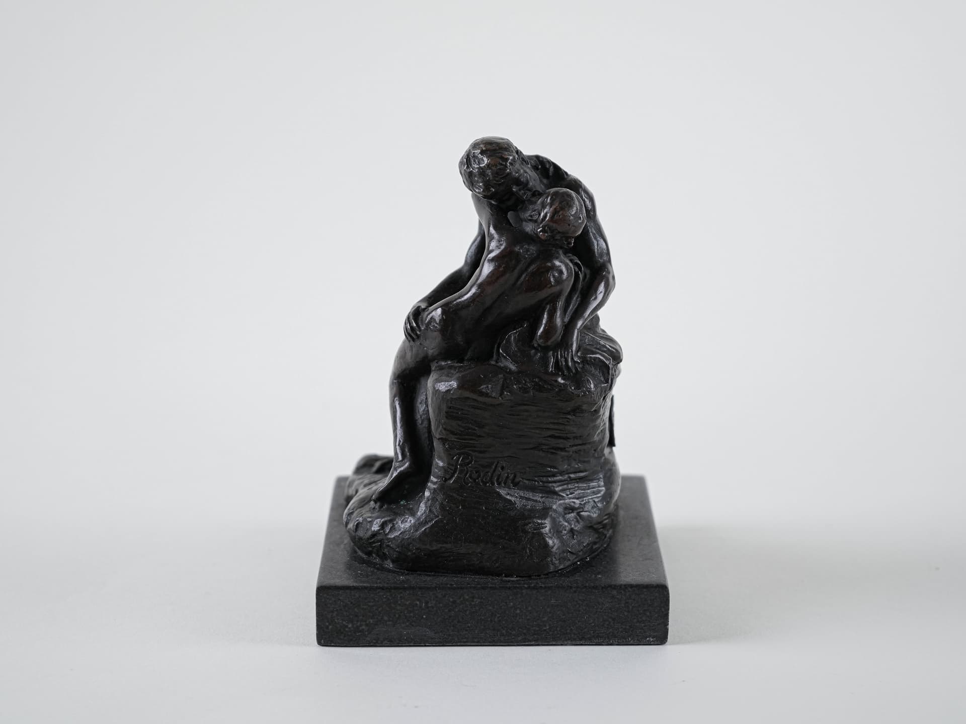 Mother and Child Figurine, Art Deco, brown bronze, marble base, 19th c. - 398048