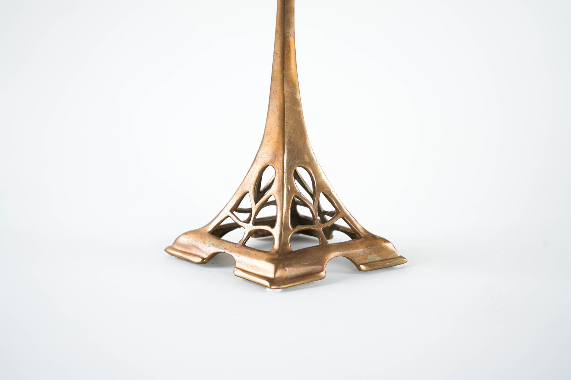 Two-armed Art Nouveau candlestick, gold, brass, early 20th c. - 398091