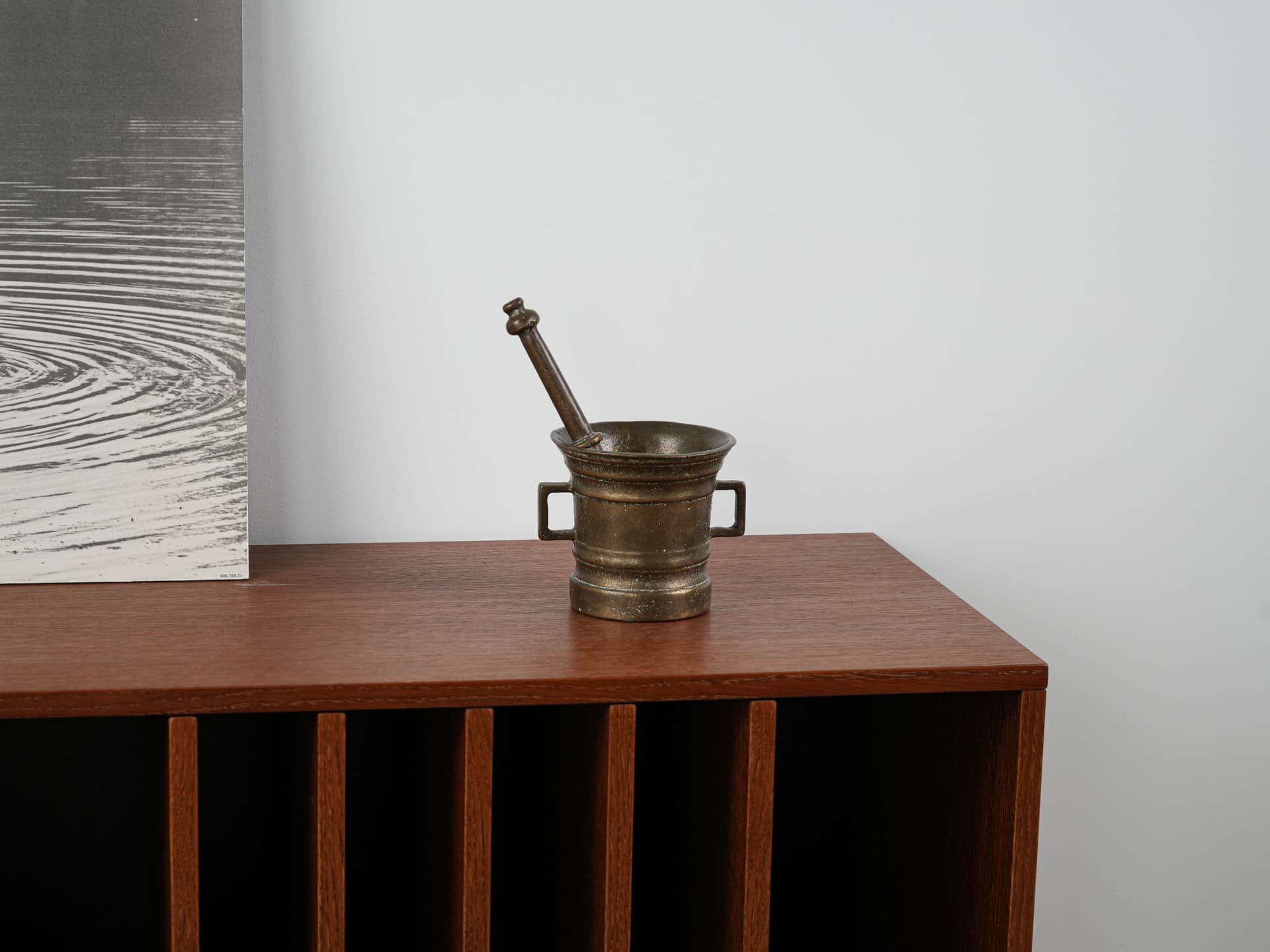 Mortar with Pestle Art Deco, golden brass, early 20th c. - 398099