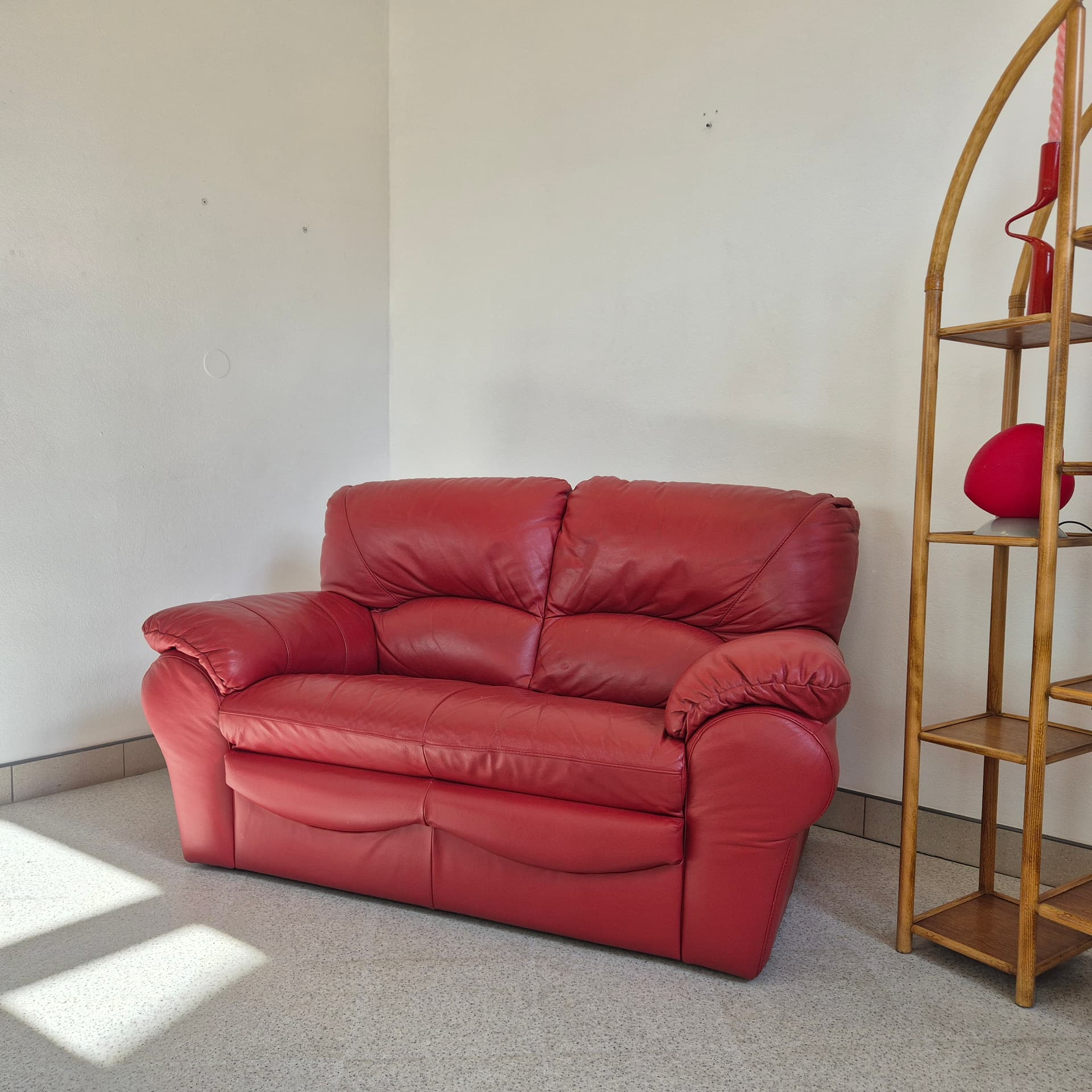 Sofa Torsby, skóra czerwona, Modoform, XXI w. - 398139