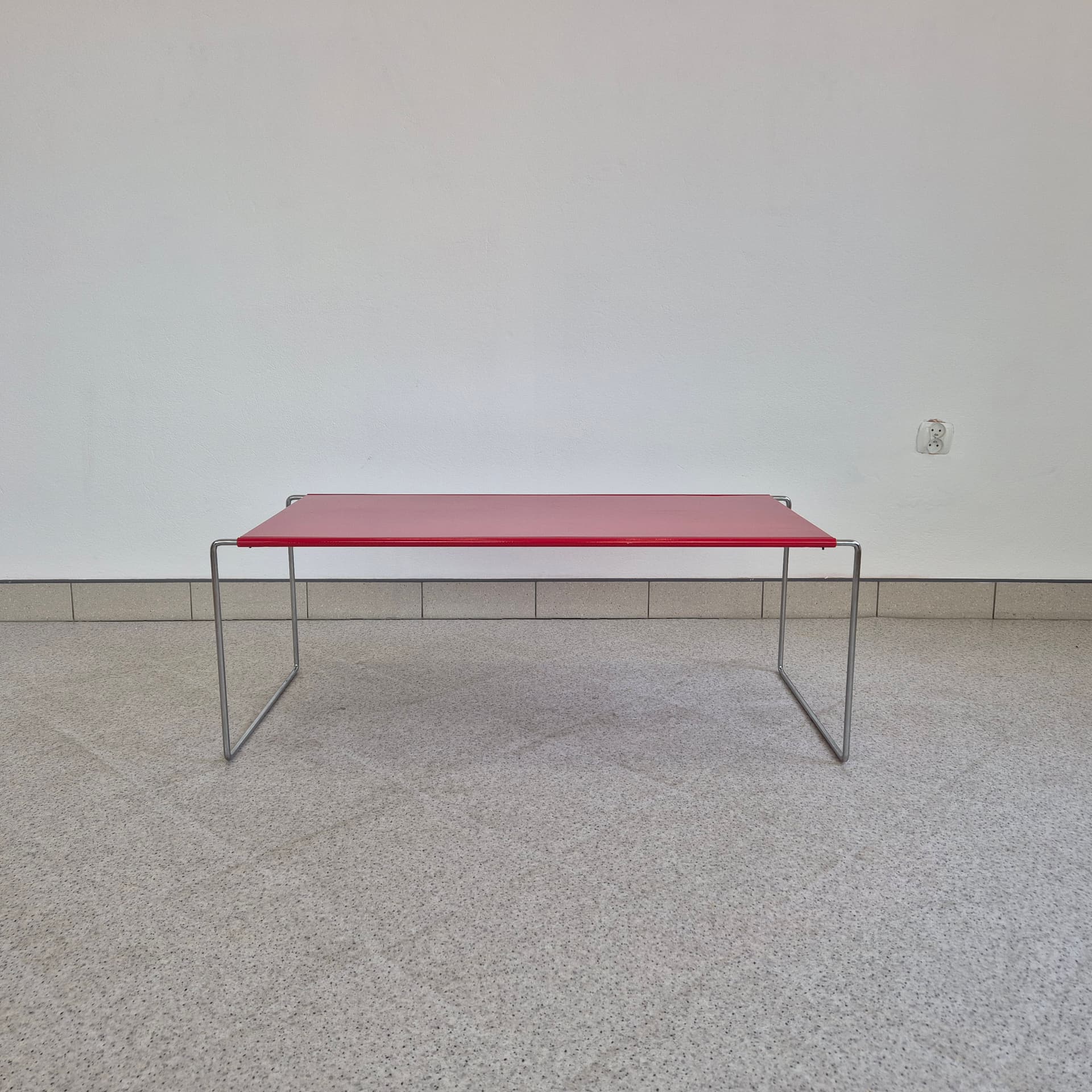 Coffee table Laccio, red top, chromed steel, by M. Breuer, Germany, 1970s. - 398177