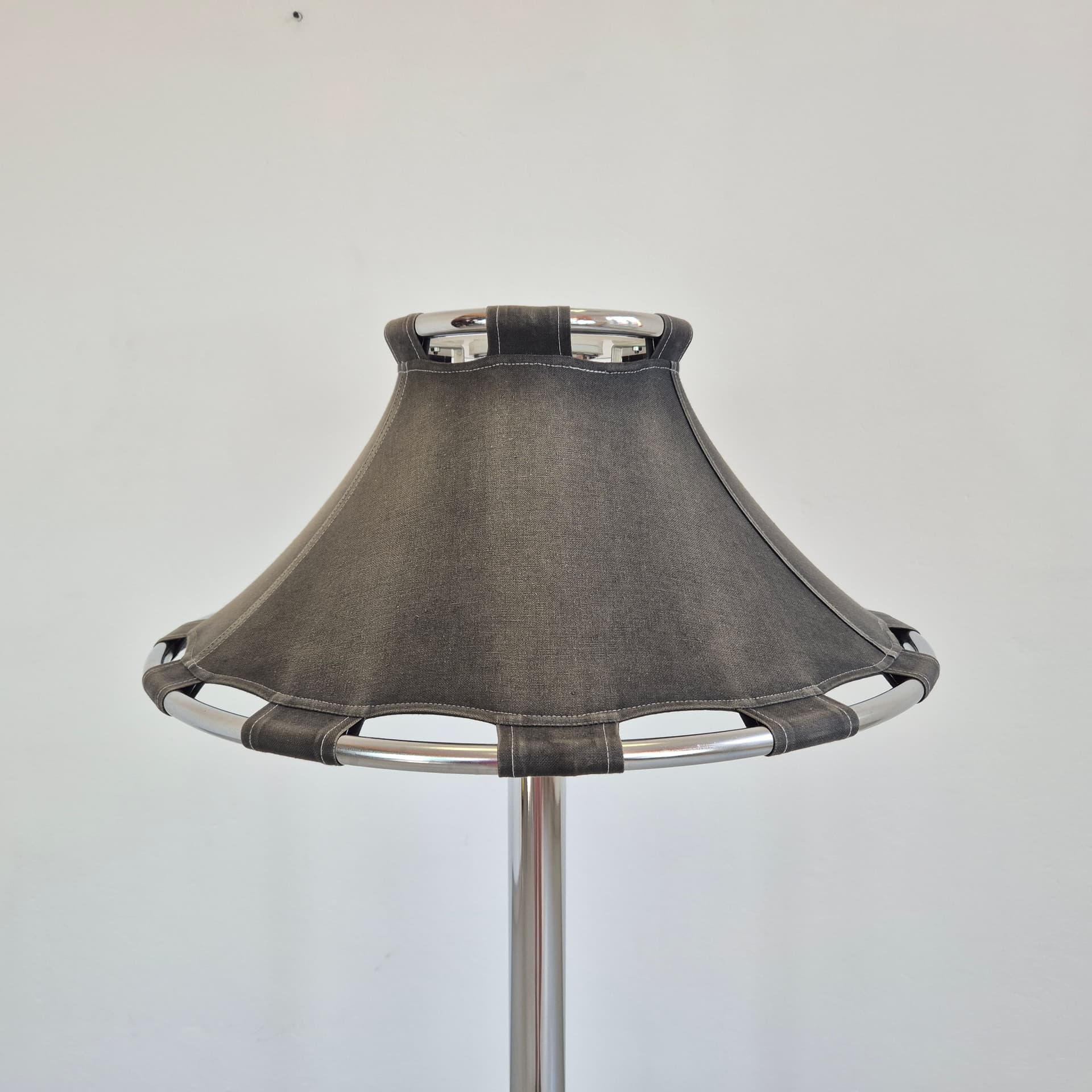 Floor lamp Anna, grey fabric, chromed steel, by A. Ehrner, Ateljé Lyktan, Sweden, 1980s. - 398189