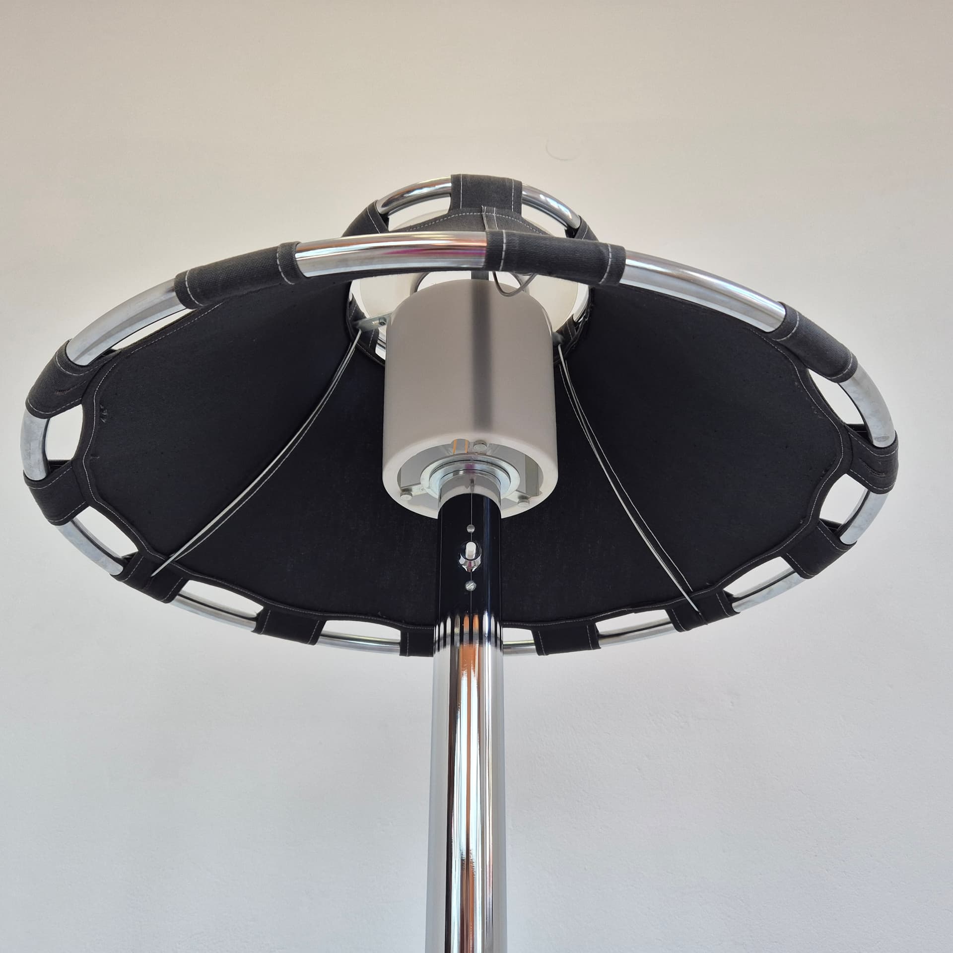 Floor lamp Anna, grey fabric, chromed steel, by A. Ehrner, Ateljé Lyktan, Sweden, 1980s. - 398187