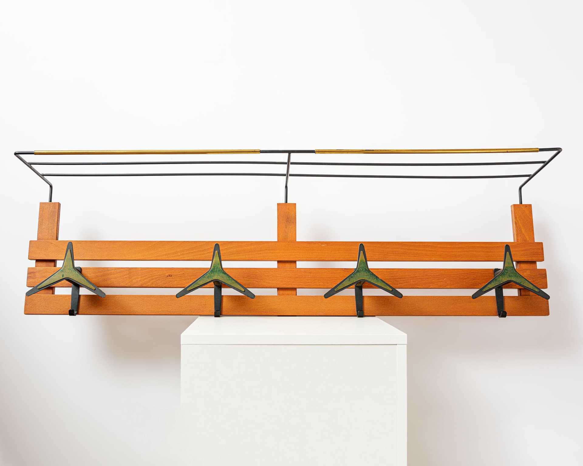 Wall-mounted coat rack, brown wood, black metal, Italy, 1970s. - 398551