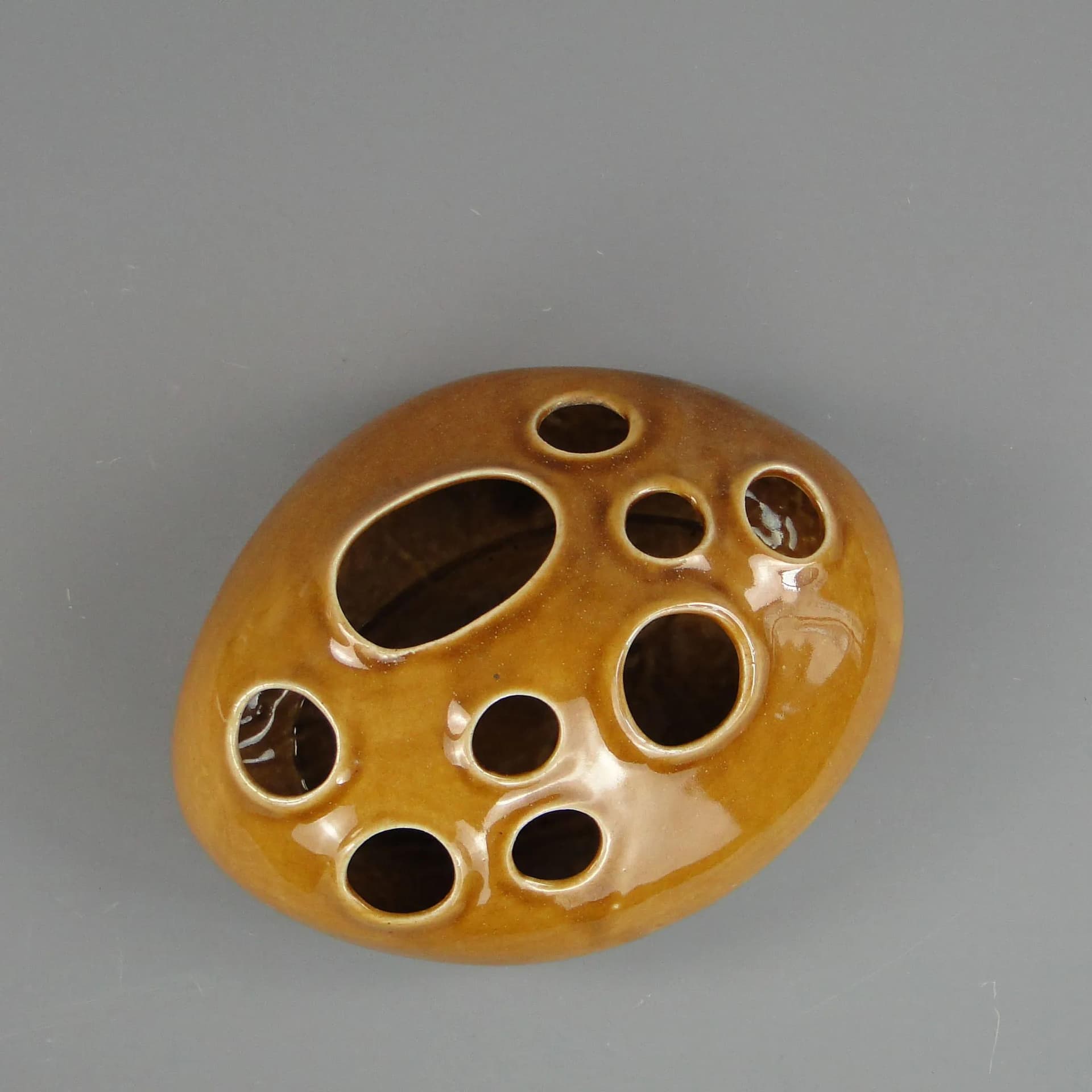 Ikebana Vase Meteoryt, brown ceramic, Poland, 1960s. - 398580