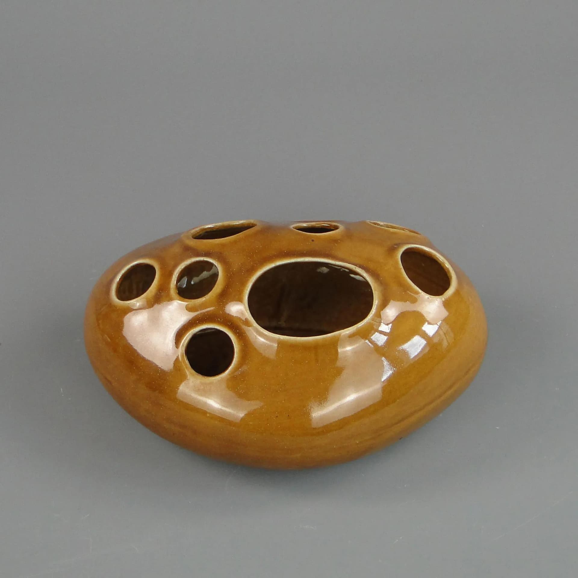 Ikebana Vase Meteoryt, brown ceramic, Poland, 1960s. - 398574