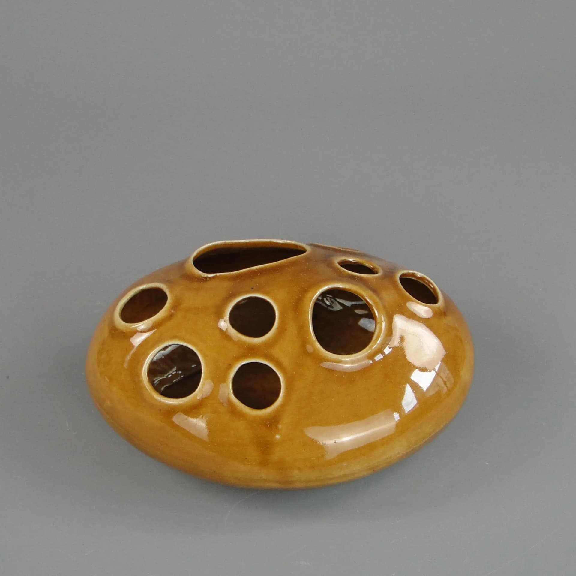 Ikebana Vase Meteoryt, brown ceramic, Poland, 1960s. - 398575