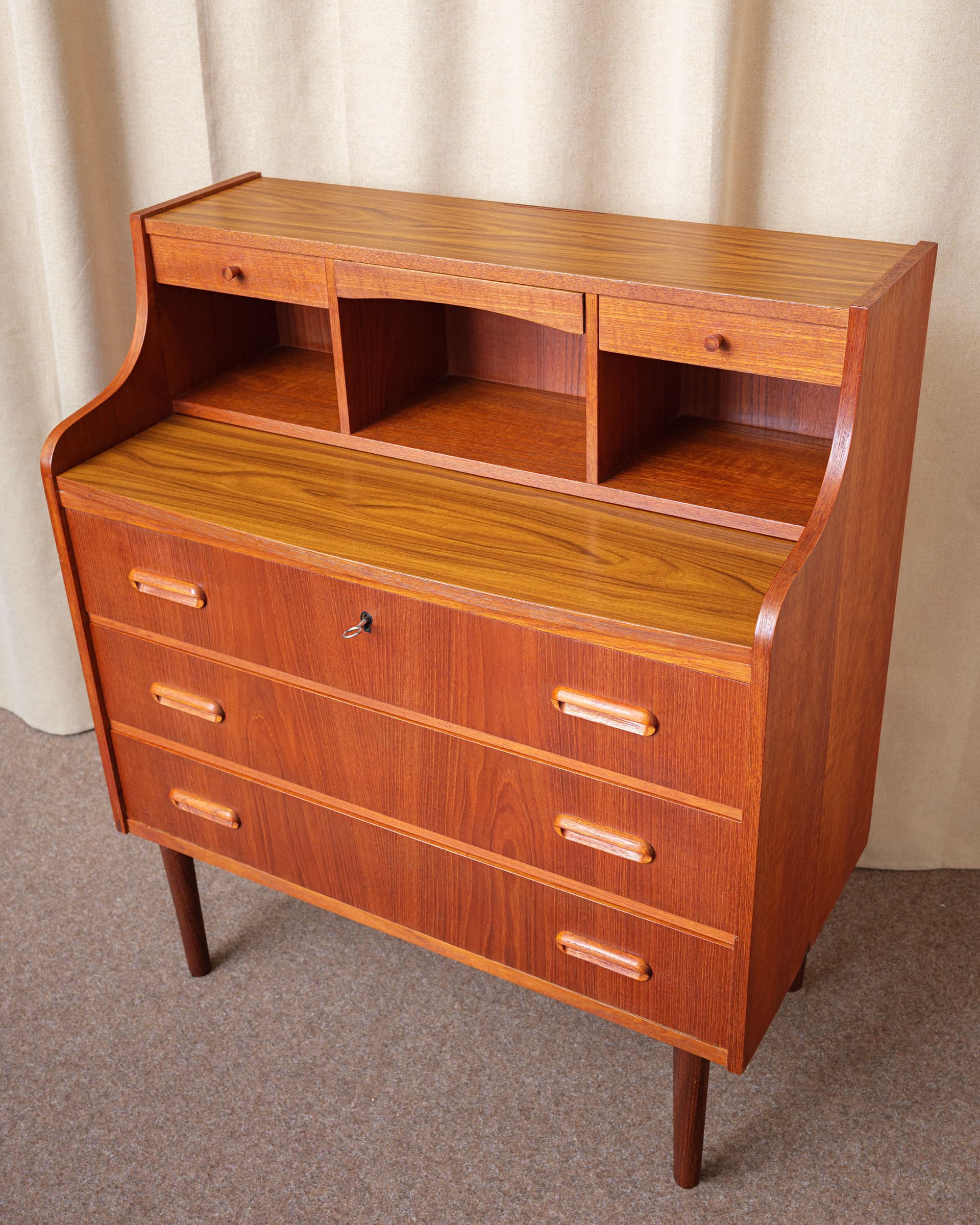 Sekretarzyk, teak brązowy, Dania, lata 70. - 398595