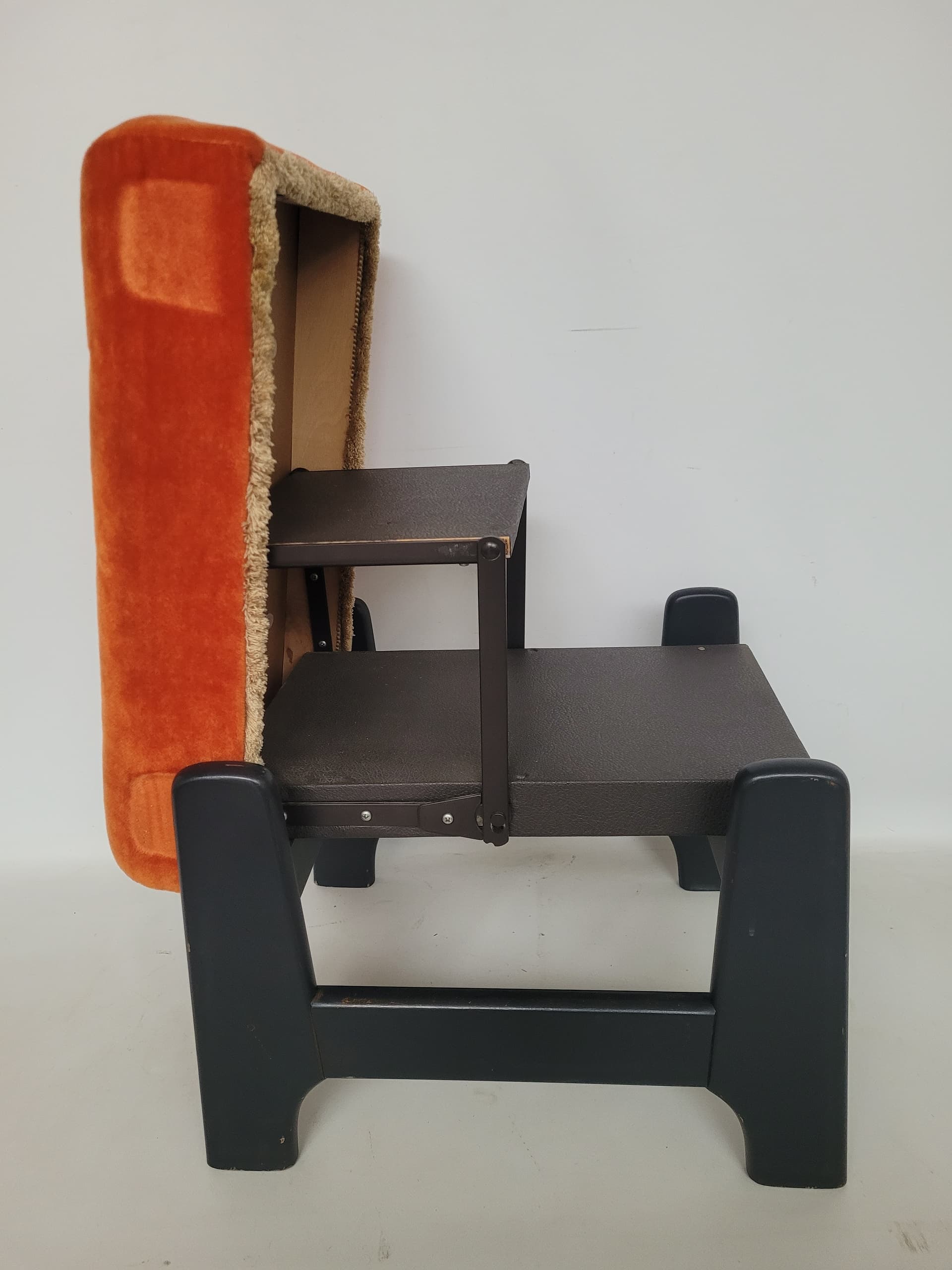 Ottoman Schody, orange velour, dark wood, 1960s. - 398755