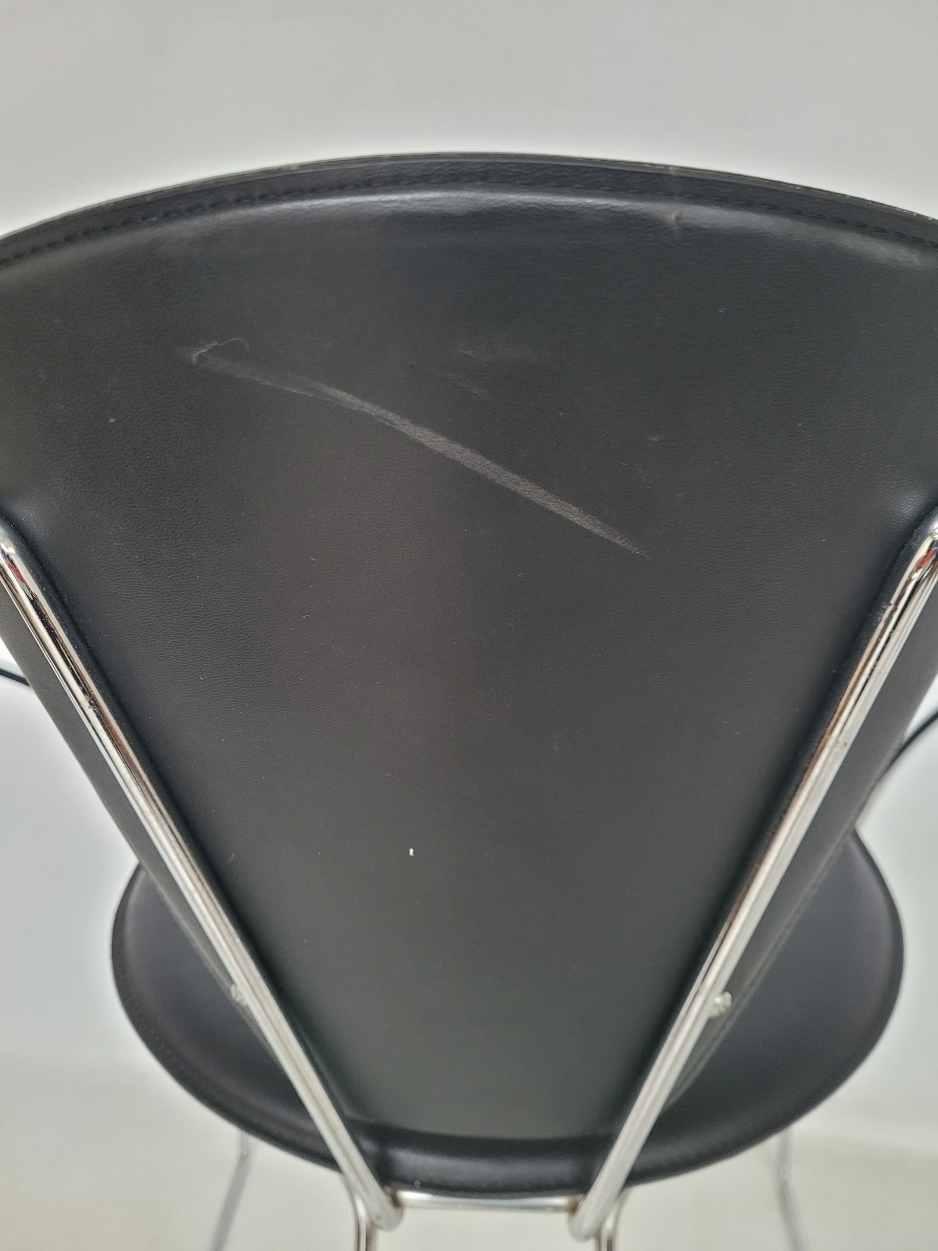 Krzesło Bauhaus, skóra czarna, stal chromowana, Włochy, lata 80. - 398770