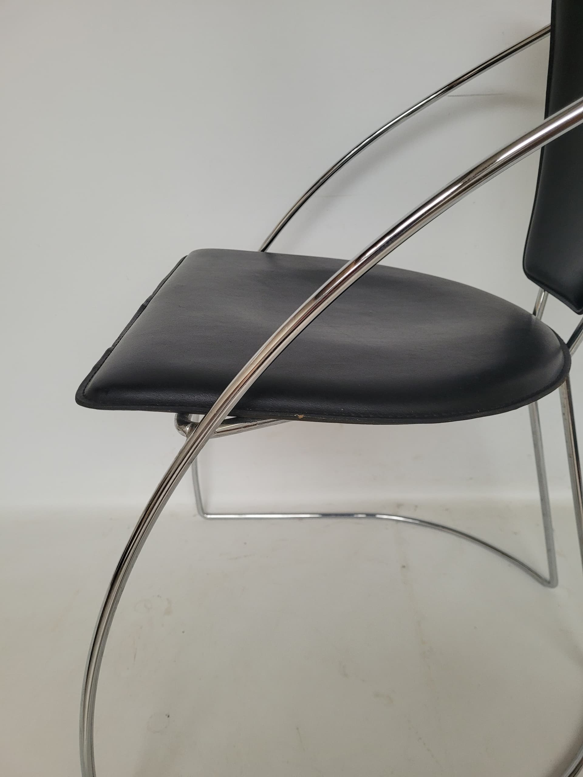 Krzesło Bauhaus, skóra czarna, stal chromowana, Arrben, Włochy, lata 80. - 398789