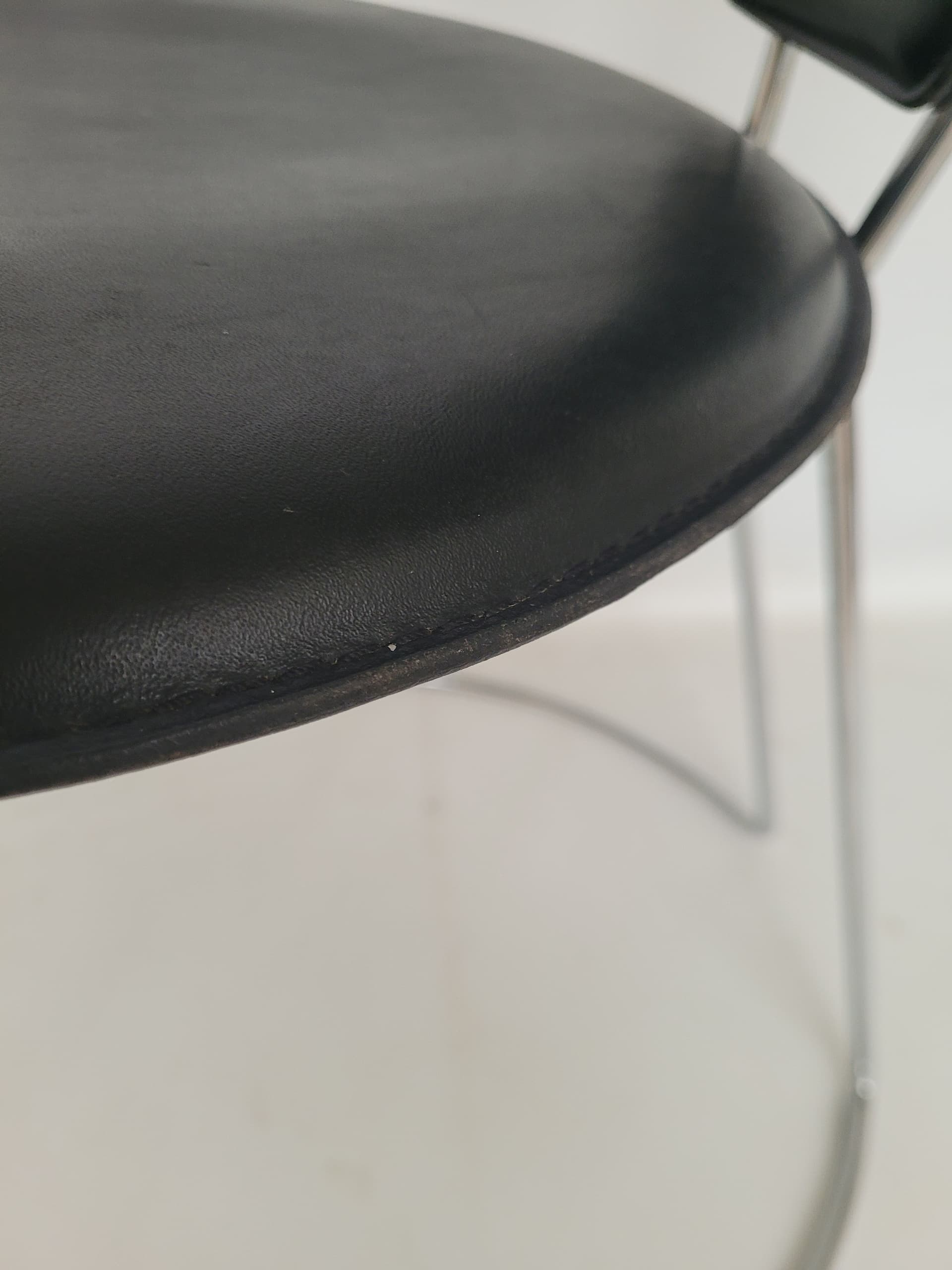 Krzesło Bauhaus, skóra czarna, stal chromowana, Arrben, Włochy, lata 80. - 398792