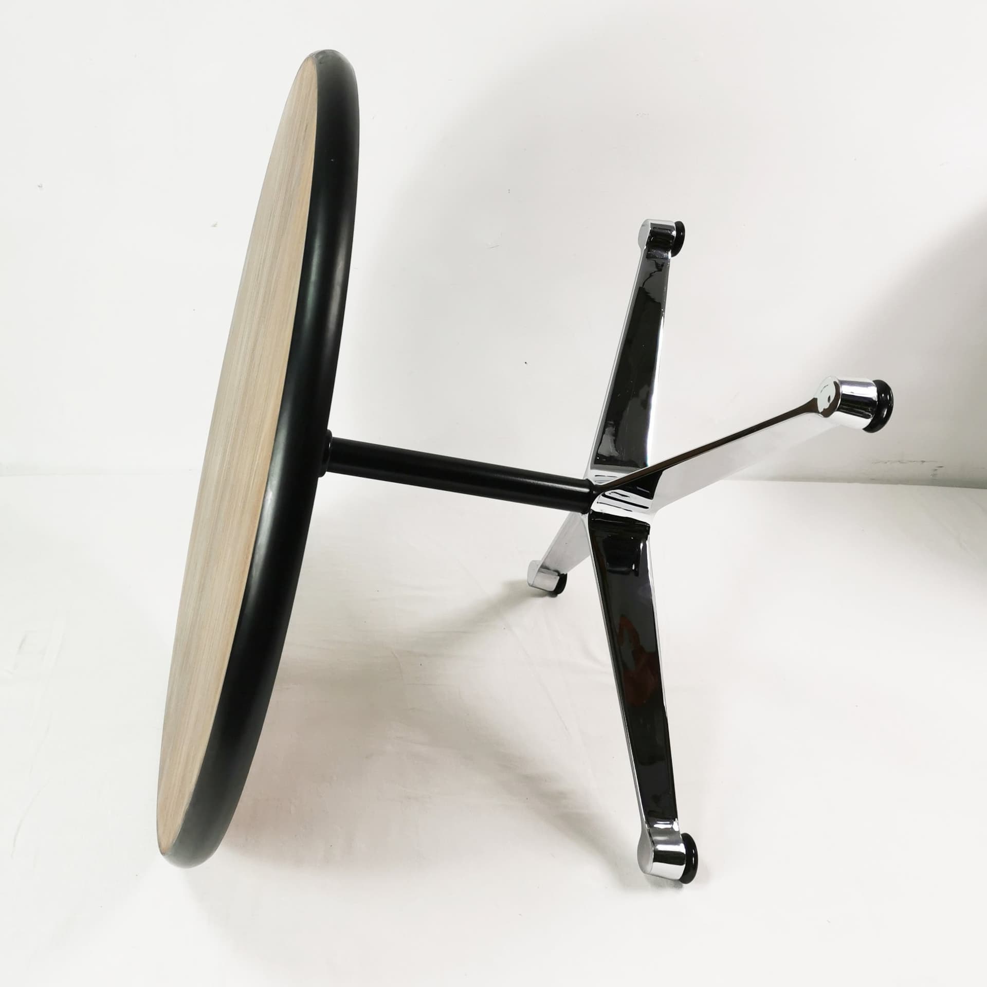 Coffee Table Eames Contract, American walnut brown, black plastic, polished steel silver, by C. & R. Eames, Vitra, Switzerland, 1980s. - 398976