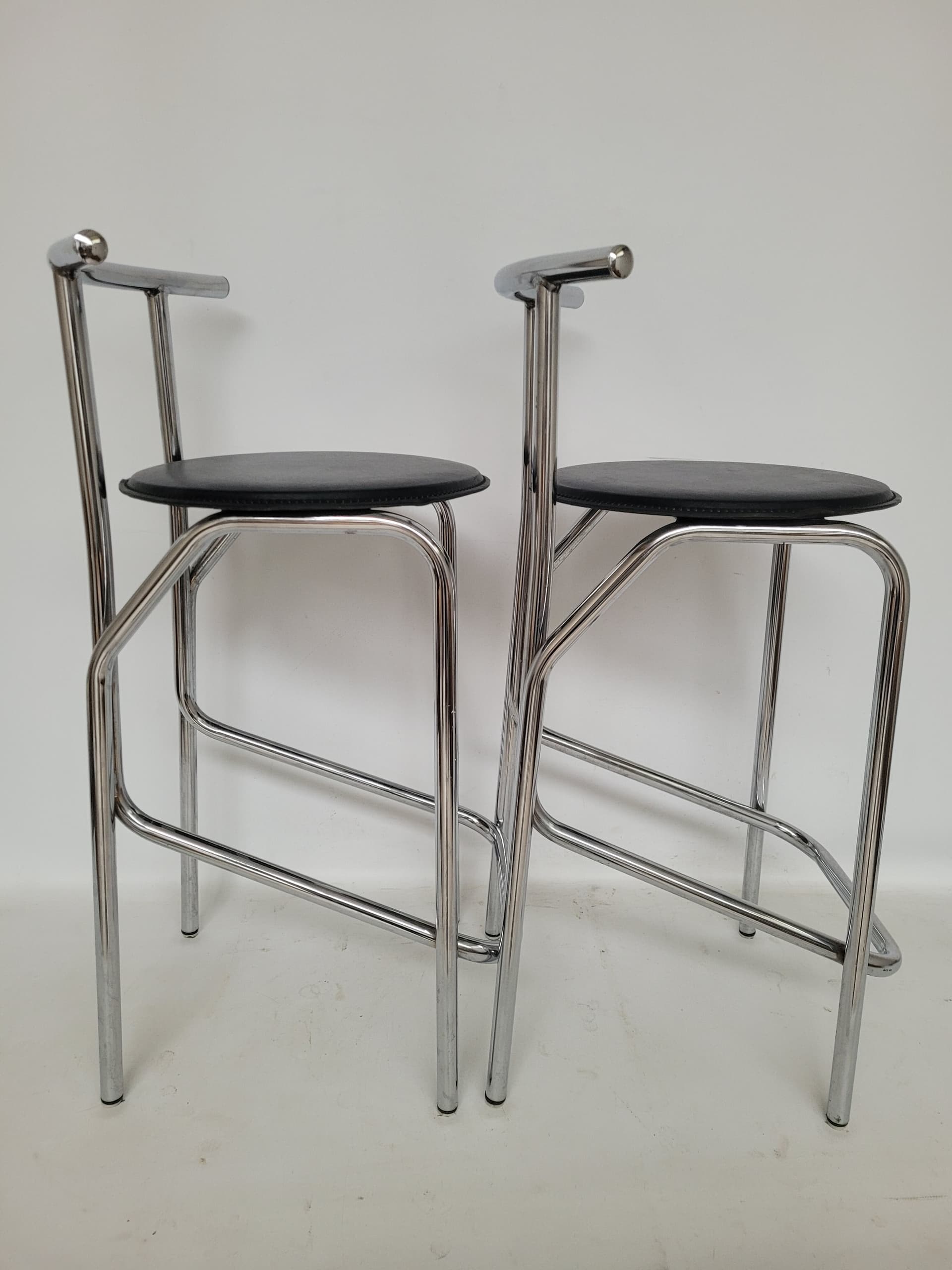 Hoker Bauhaus, stal chromowana srebrna, skóra ekologiczna czarna, lata 90. - 399004