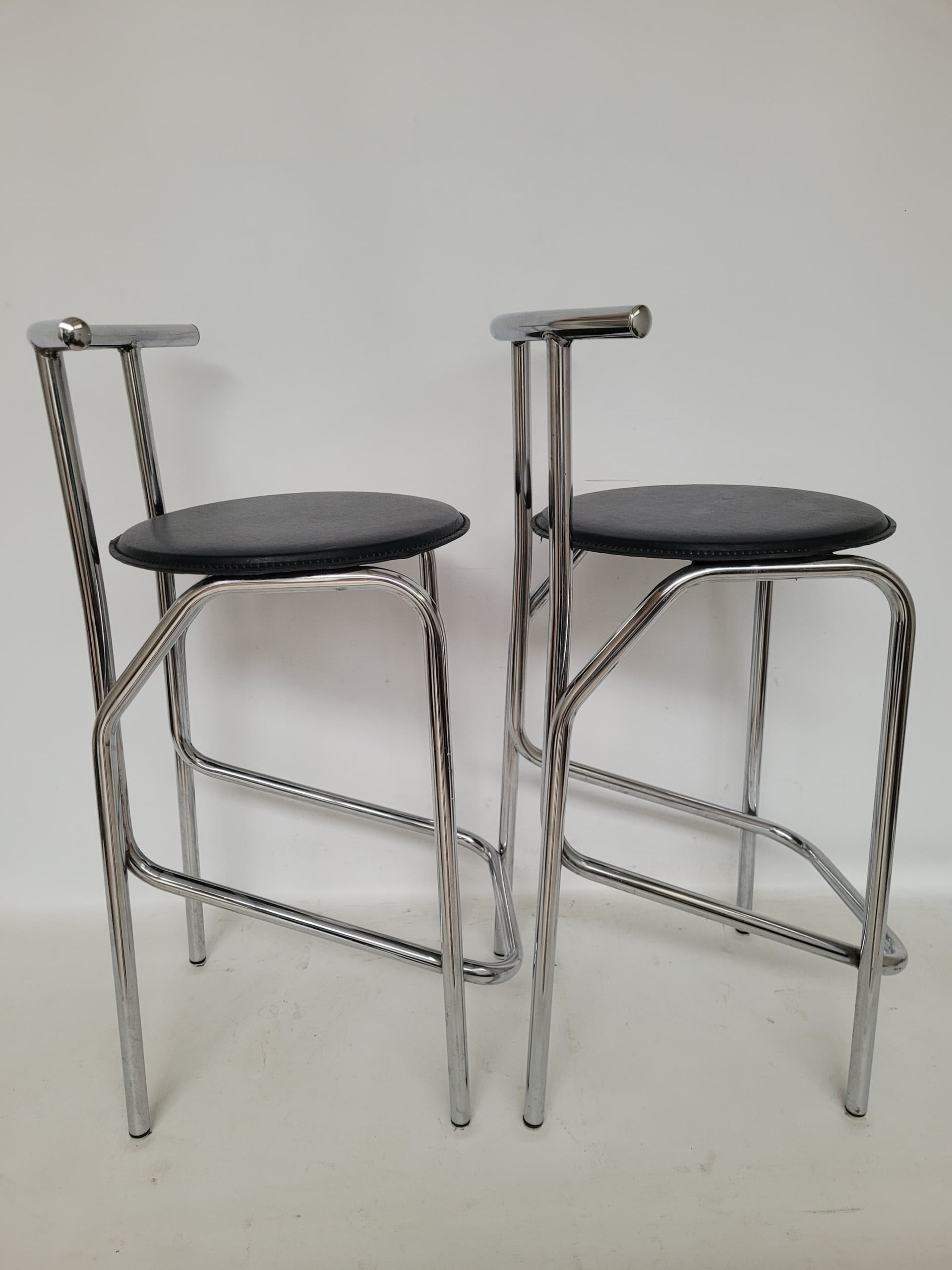 Hoker Bauhaus, stal chromowana srebrna, skóra ekologiczna czarna, lata 90. - 398998
