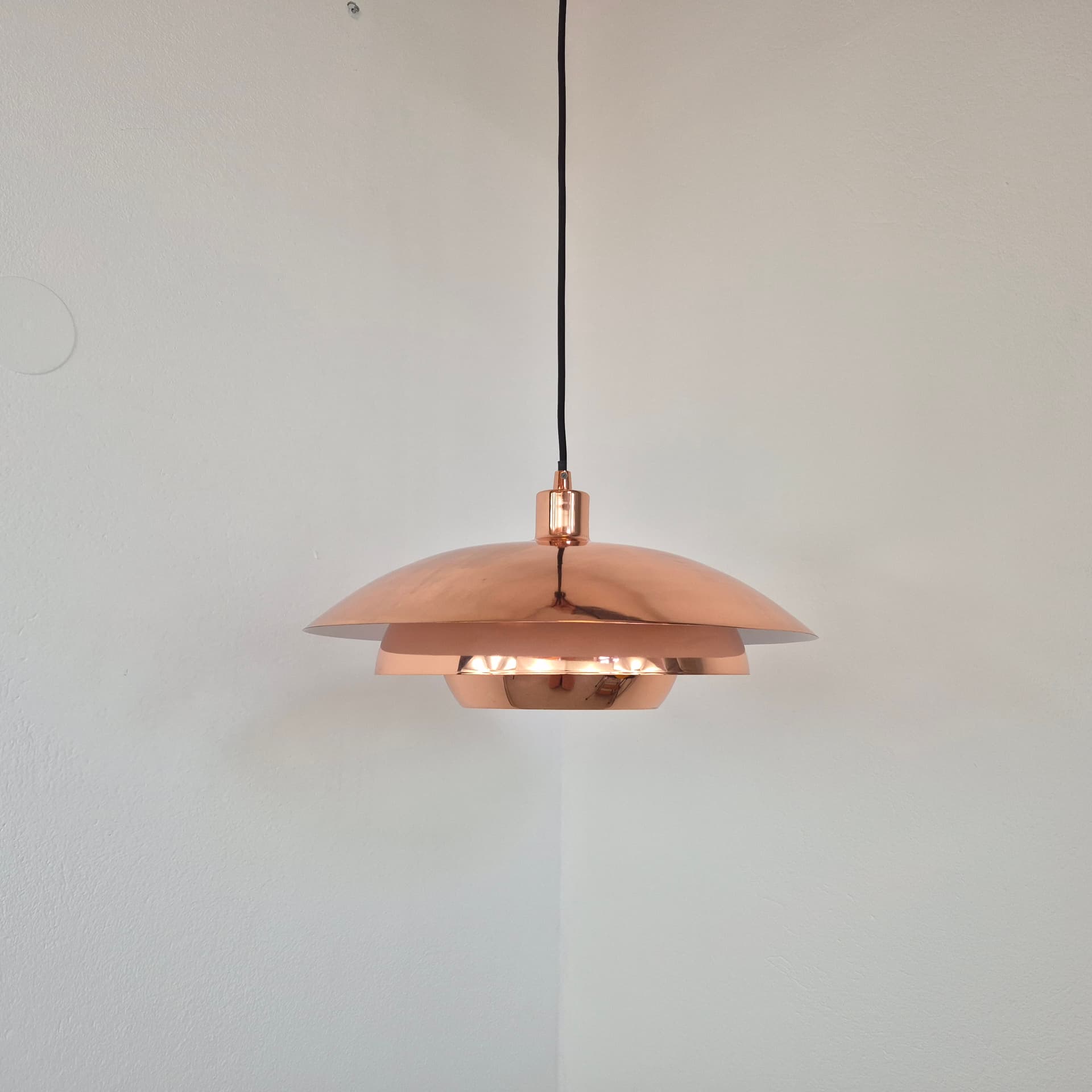 Pendant lamp tiered, polished copper white, A/S Ronald, Denmark, 21st century - 399104