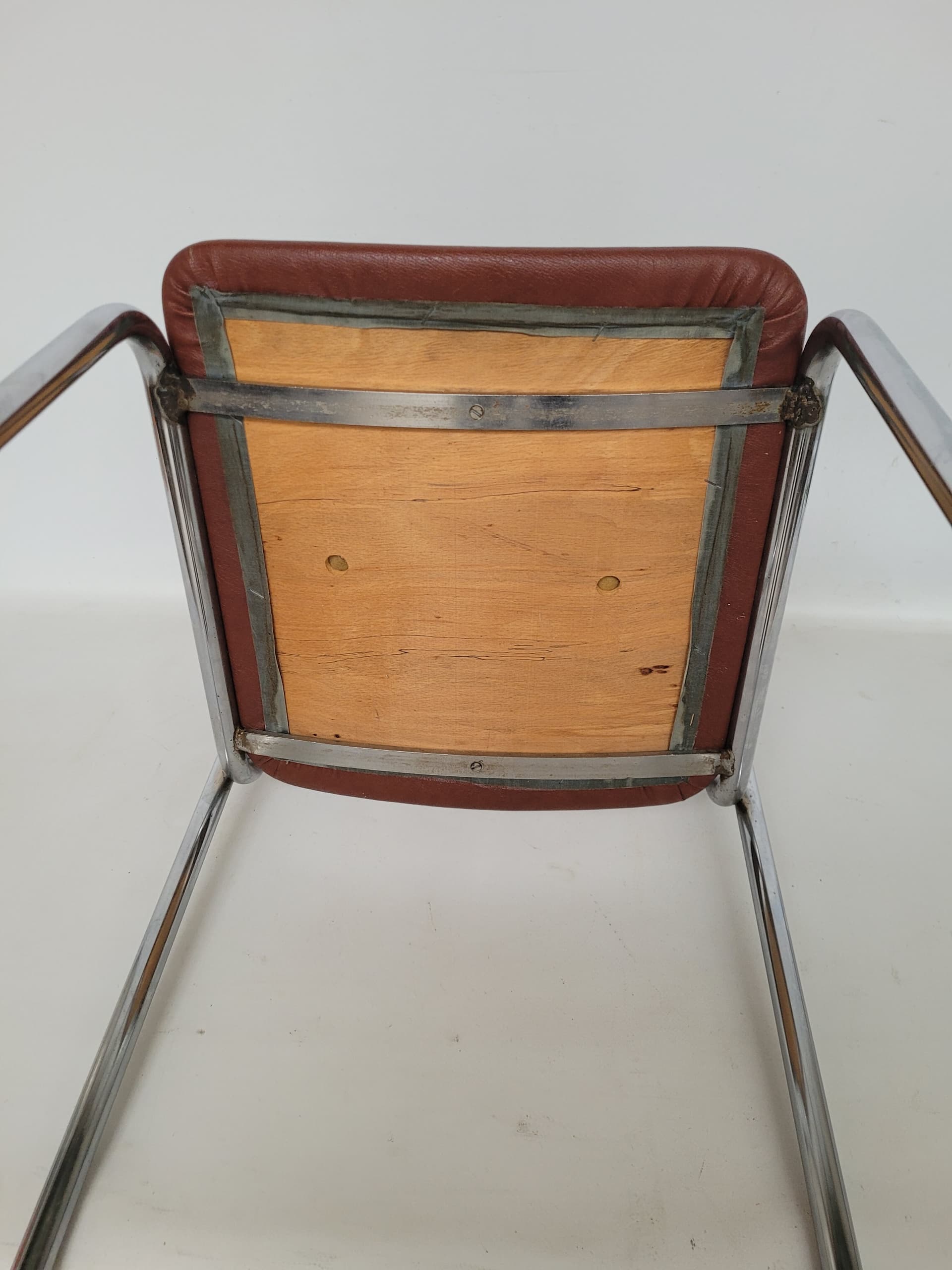 Krzesło Bauhaus, skóra ekologiczna brązowa, stal chromowana srebrna, lata 70. - 399298