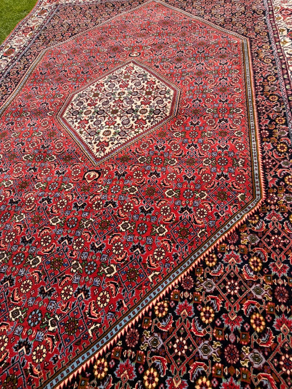 Rug Bidjar, 300x200 cm, wool red blue white green gold brown, Iran - 399315