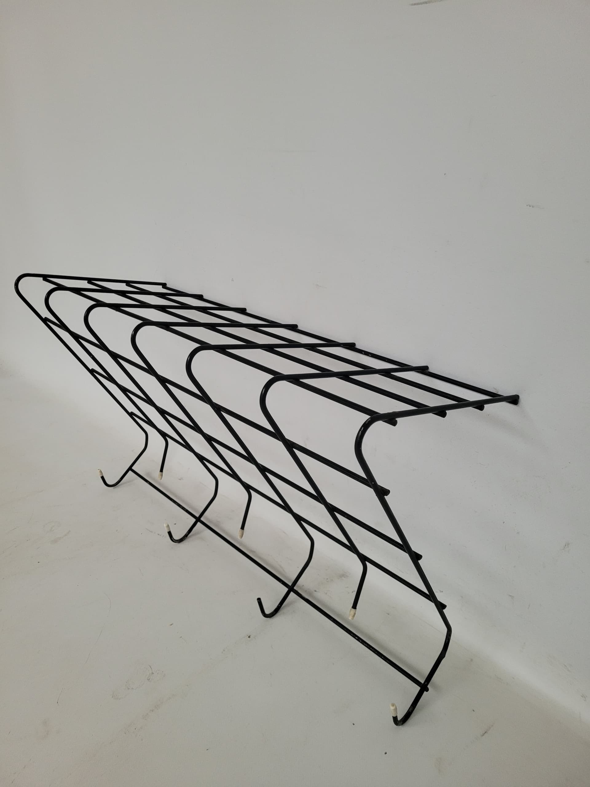 Wall-mounted coat rack String, black metal, white plastic, 1960s - 399366