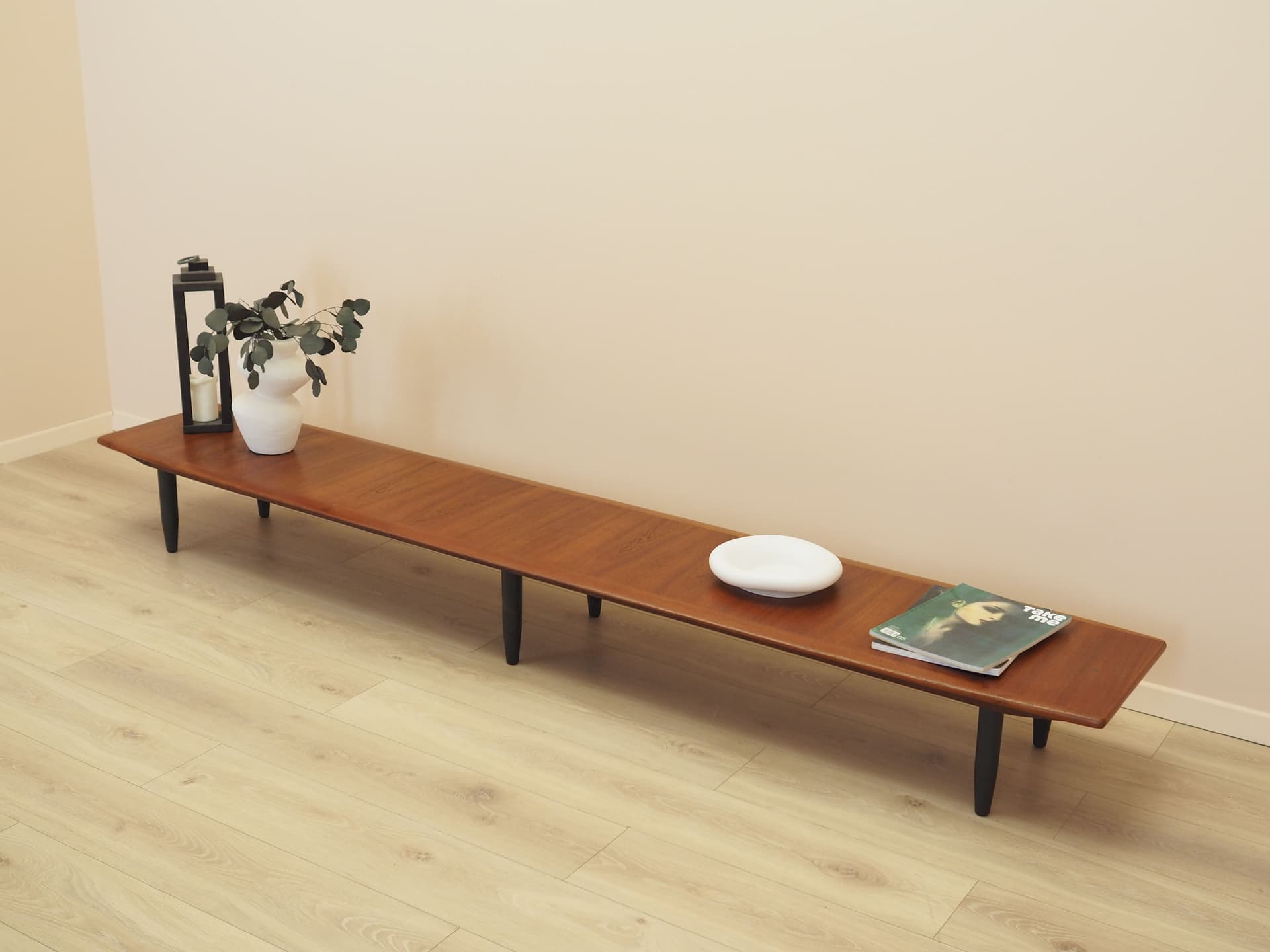 Sideboard lowboard, teak brązowy, nogi czarne, Dania, lata 70. - 399575