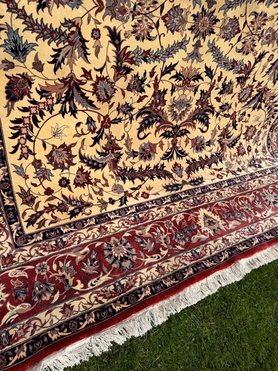 Carpet Ispahan 260x240 cm, beige red blue grey, cashmere wool, Iran - 400021