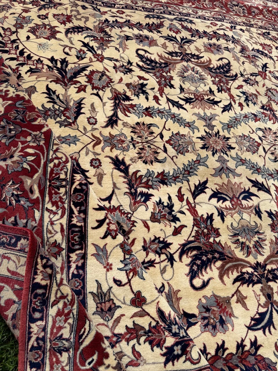 Carpet Ispahan 260x240 cm, beige red blue grey, cashmere wool, Iran - 400030