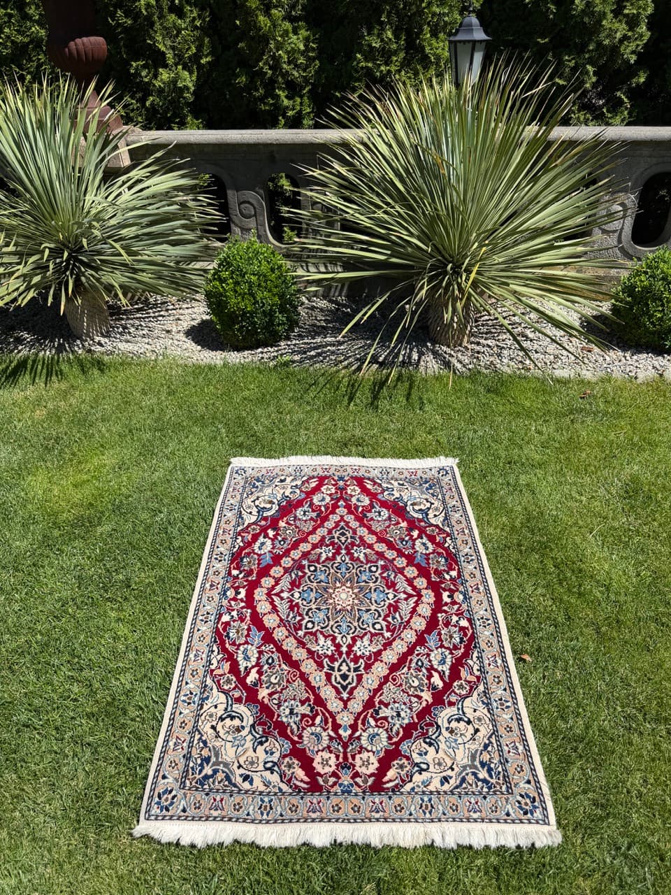 Dywan perski Nain 135x90 cm, czerwony, wełna kaszmirowa jedwab, Iran - 400069