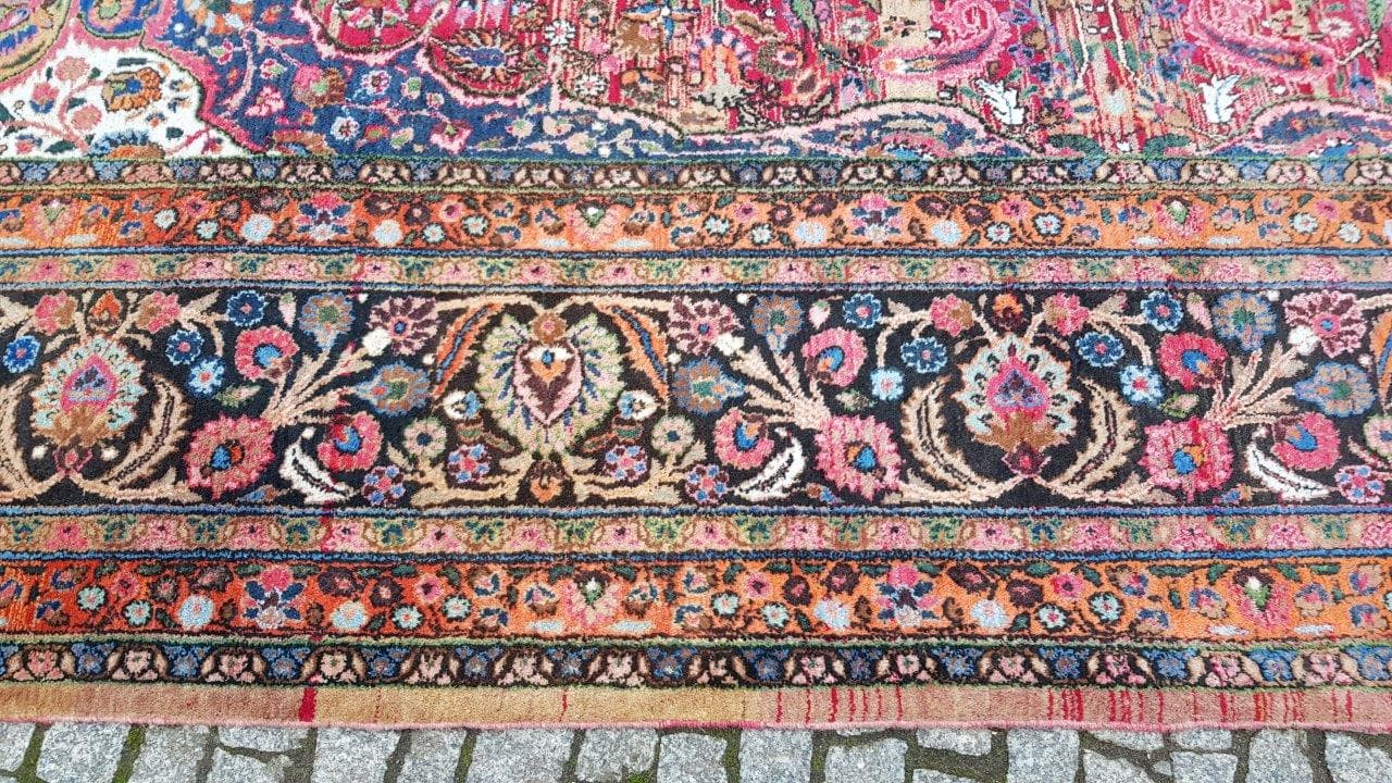 Carpet Meshed, 430x320 cm, red blue white gold green, wool, Iran, early 20th century - 400174