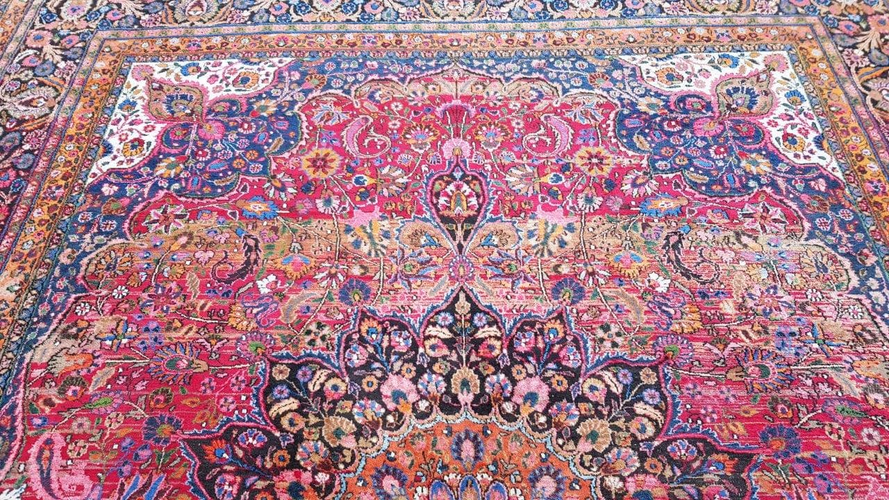 Carpet Meshed, 430x320 cm, red blue white gold green, wool, Iran, early 20th century - 400172