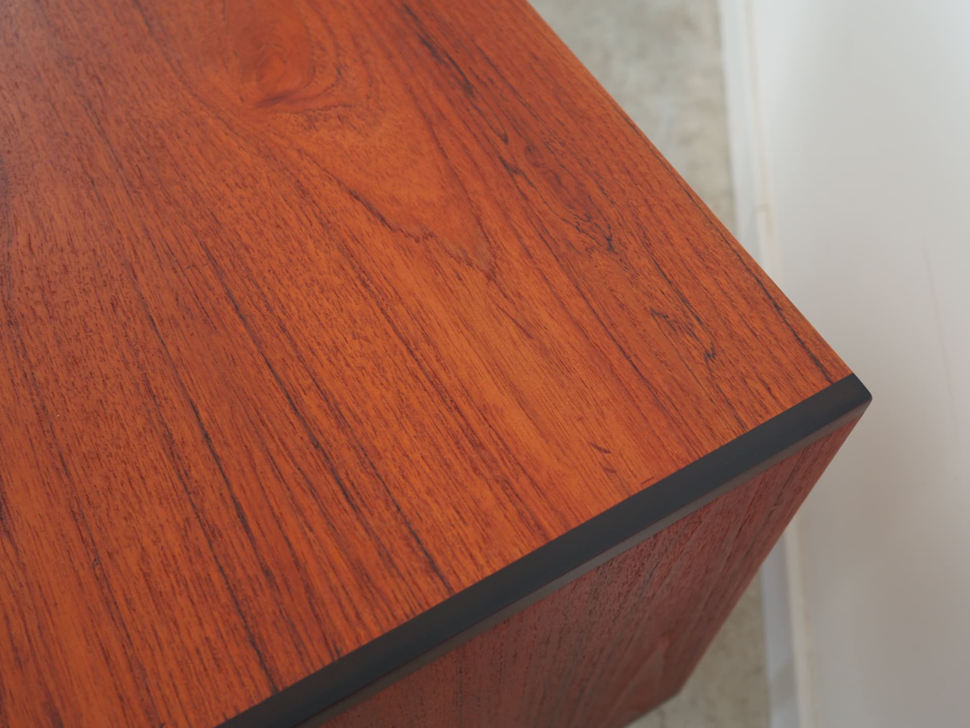 Szafka, teak brązowy, drewno czarne, Dania, lata 60. - 64792