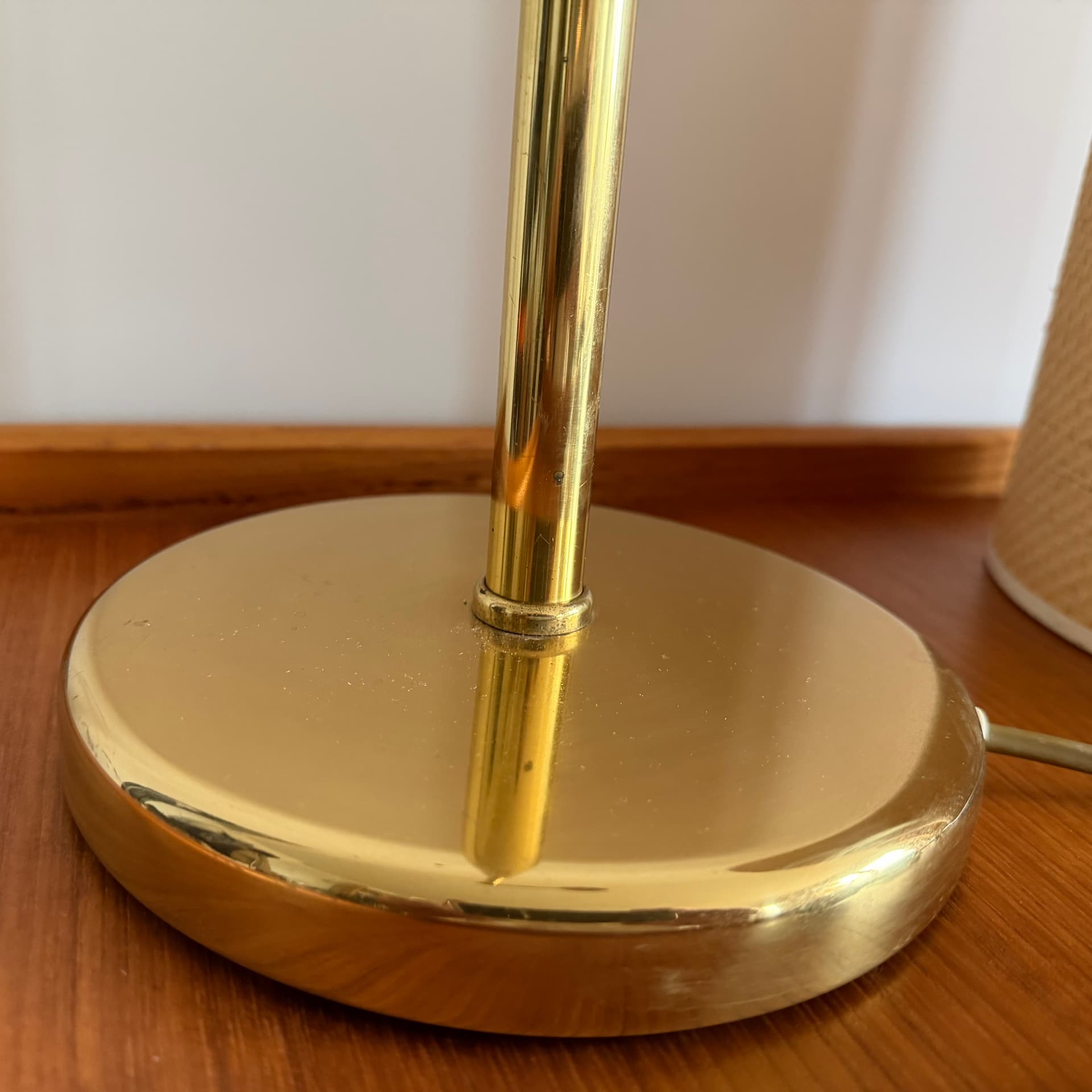 Table Lamp, gold brass, beige rattan, Germany, 1970s. - 400622